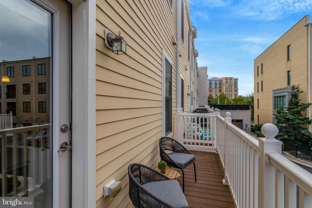 603 E ALEXANDRIA AVENUE