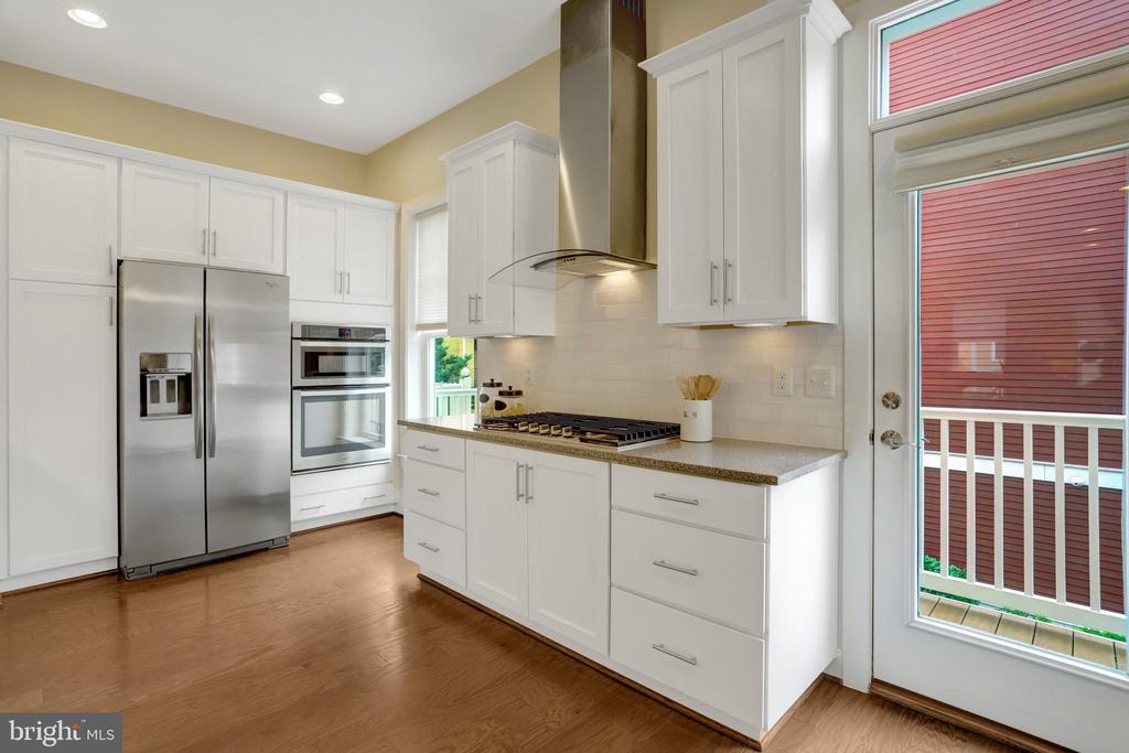 603 E ALEXANDRIA AVENUE