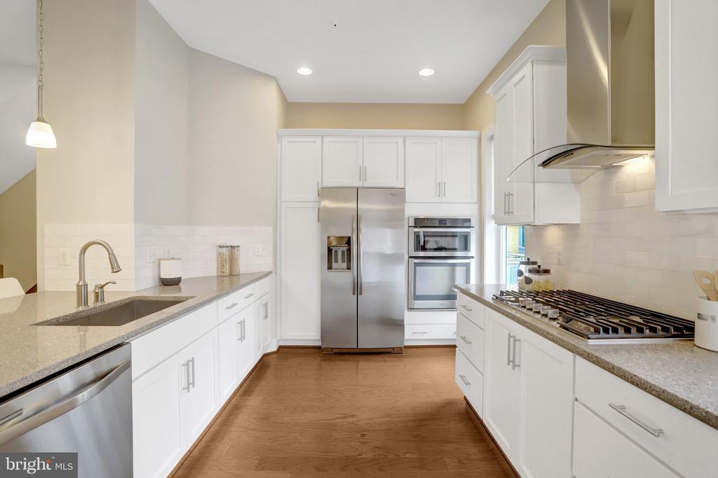 603 E ALEXANDRIA AVENUE