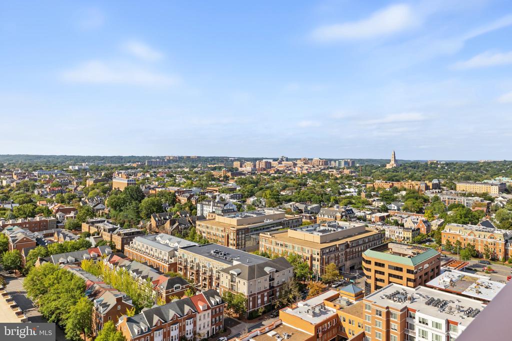 400 MADISON STREET Unit: 1605