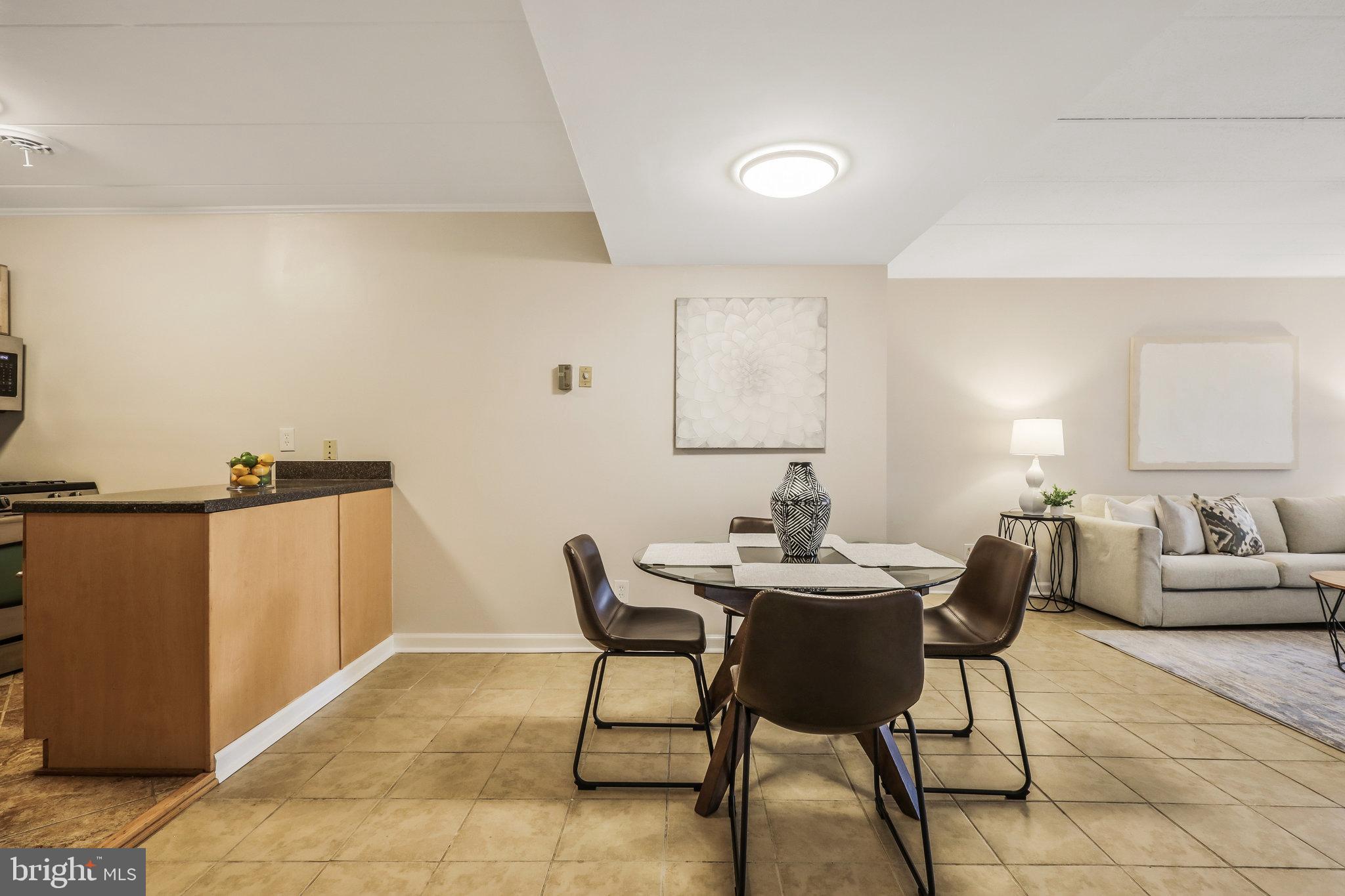 2649 Redcoat Dr #123