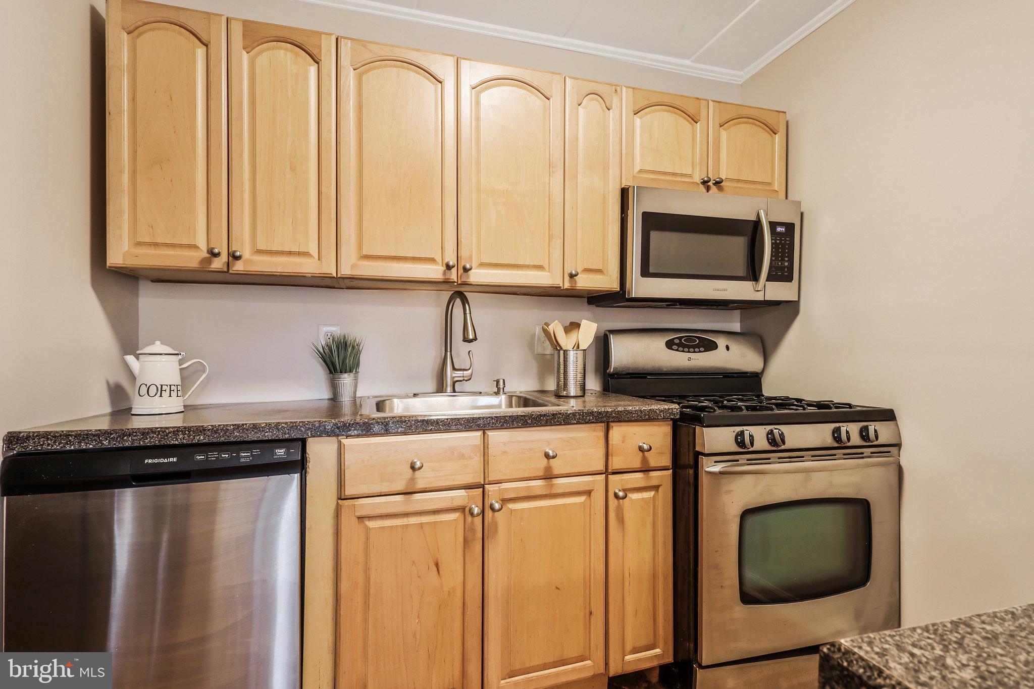 2649 Redcoat Dr #123