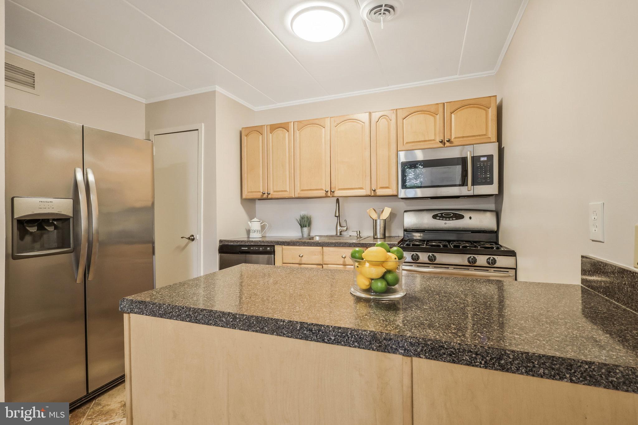 2649 Redcoat Dr #123