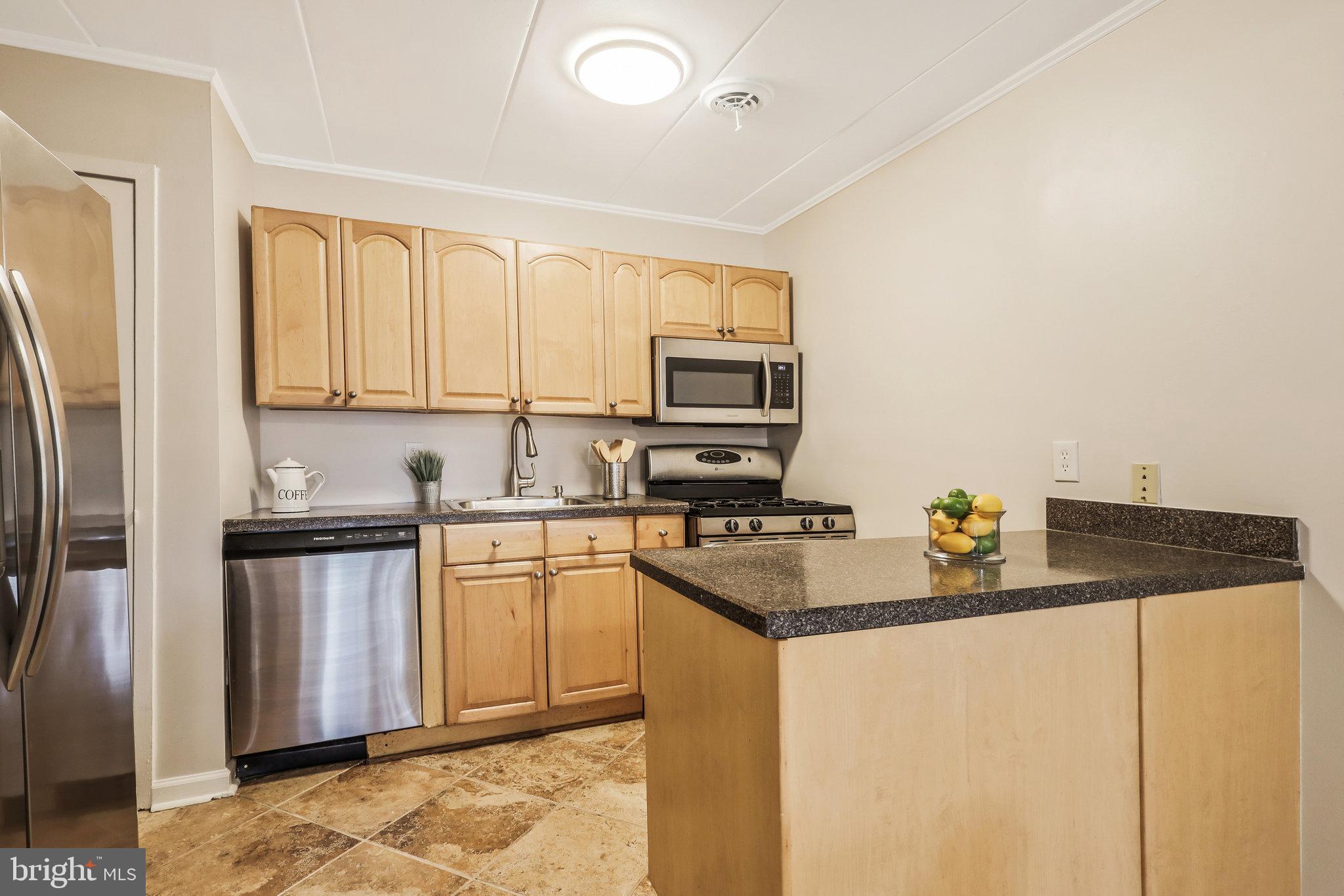 2649 Redcoat Dr #123