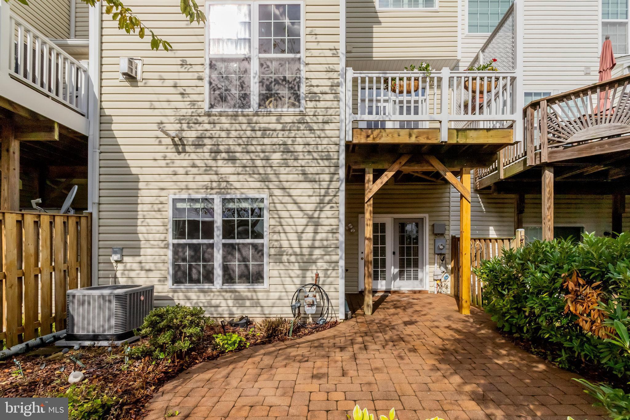 8234 Red Carnation Ct