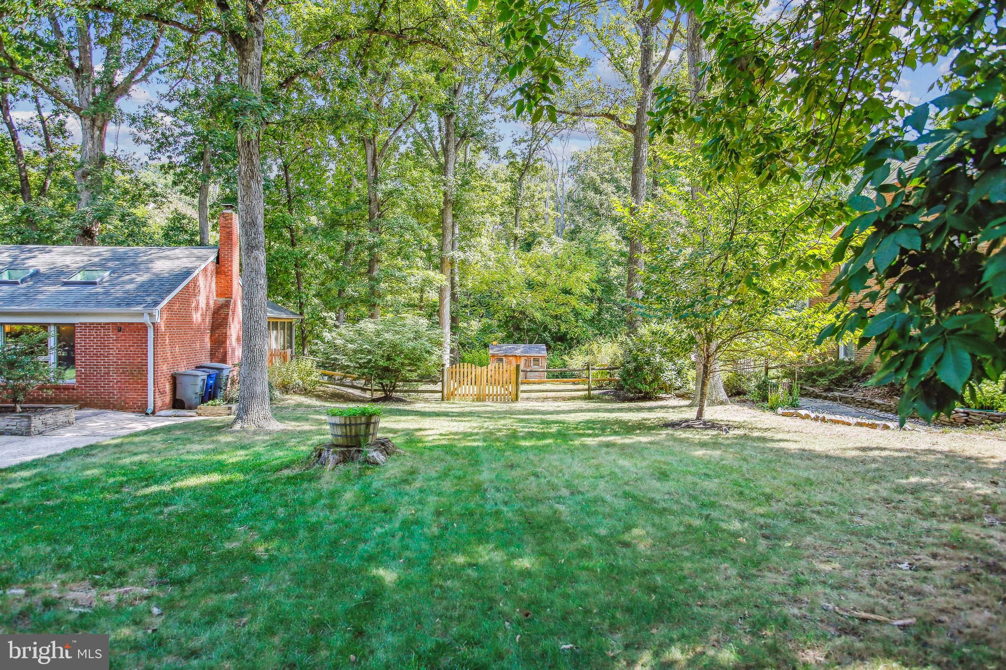 7009 Coventry Rd