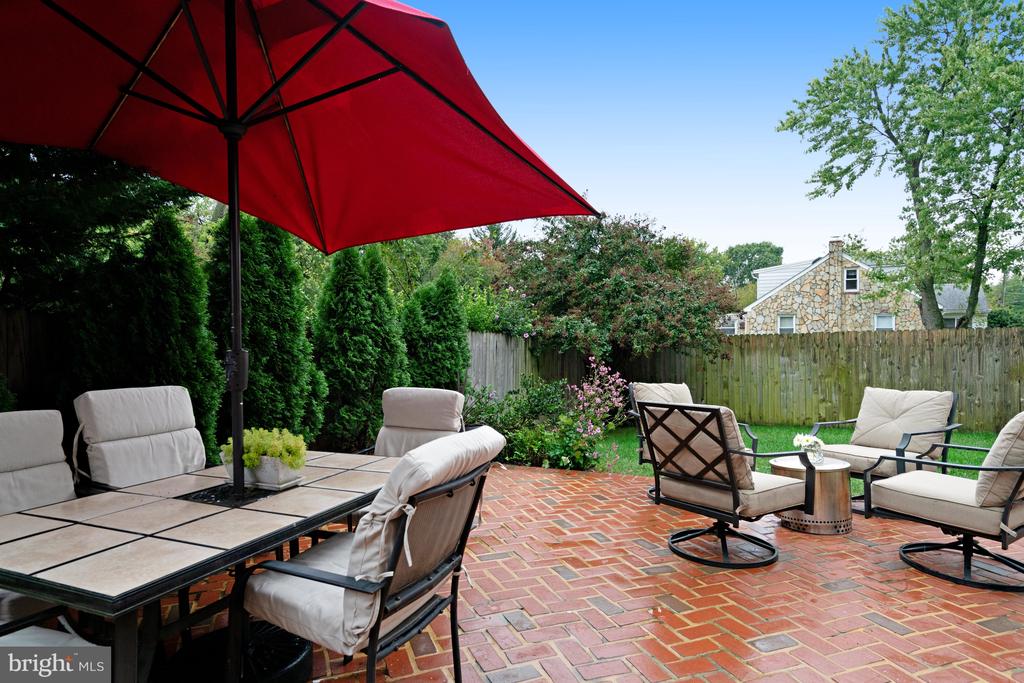 2517 Oberlin Dr