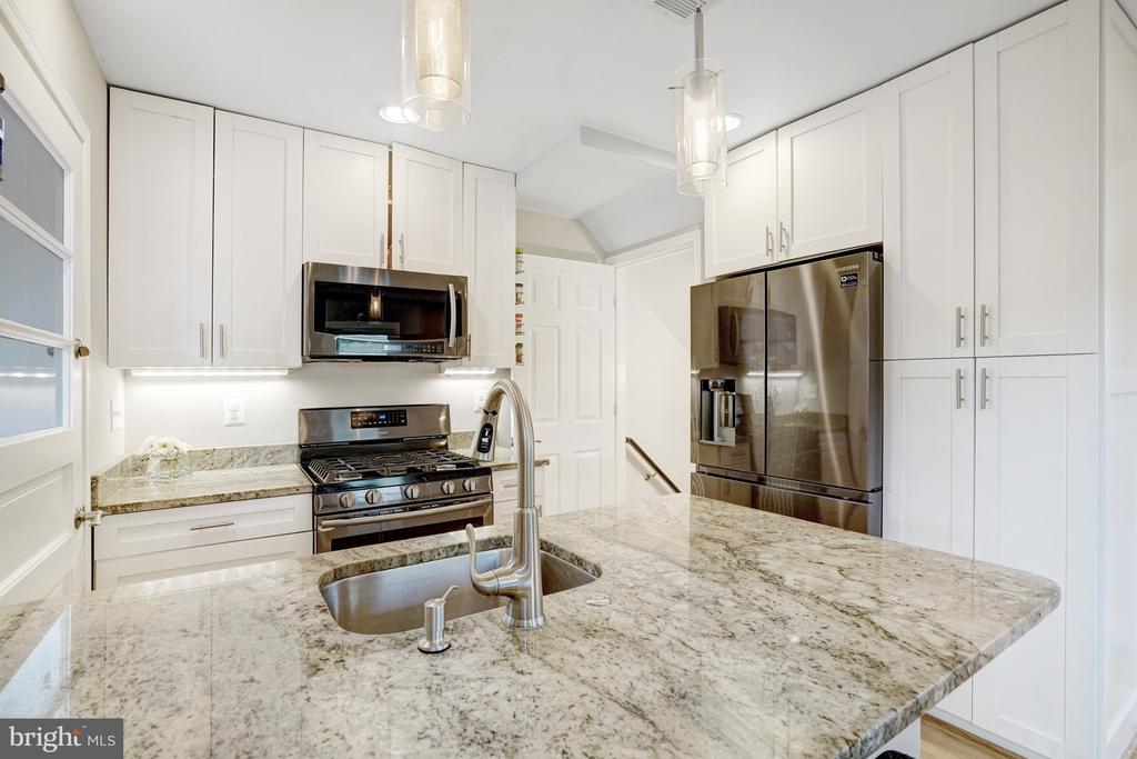 2517 Oberlin Dr