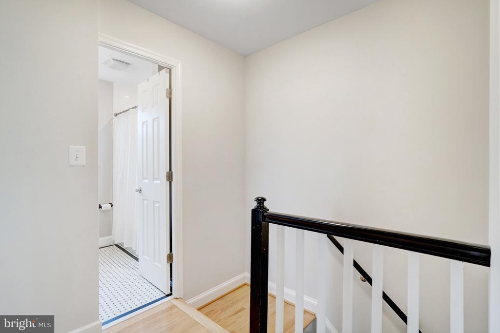 2517 Oberlin Dr