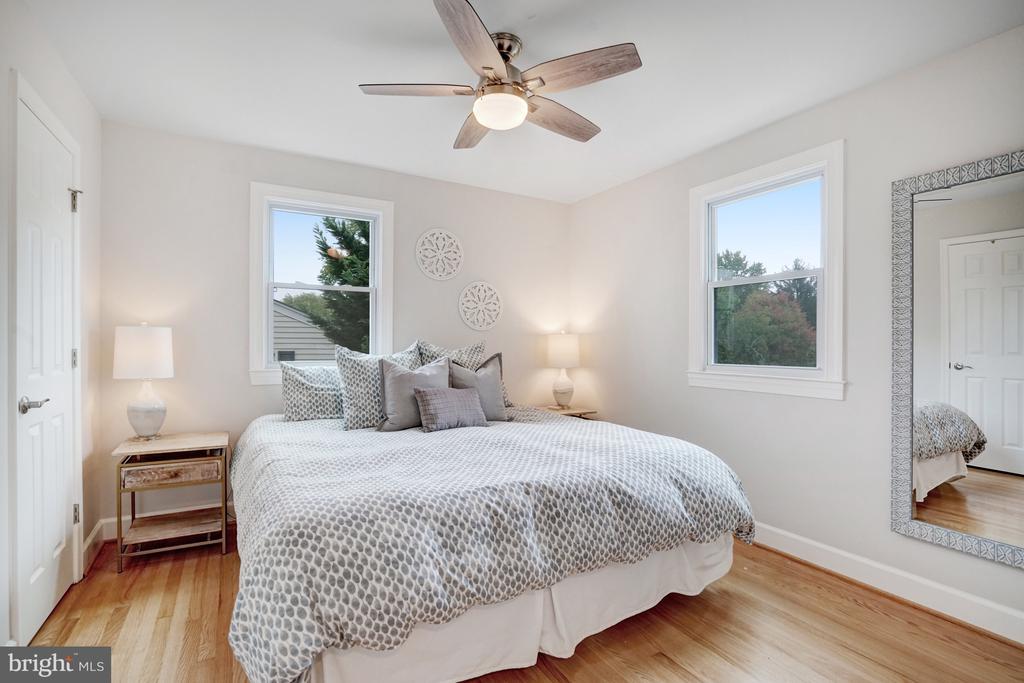 2517 Oberlin Dr