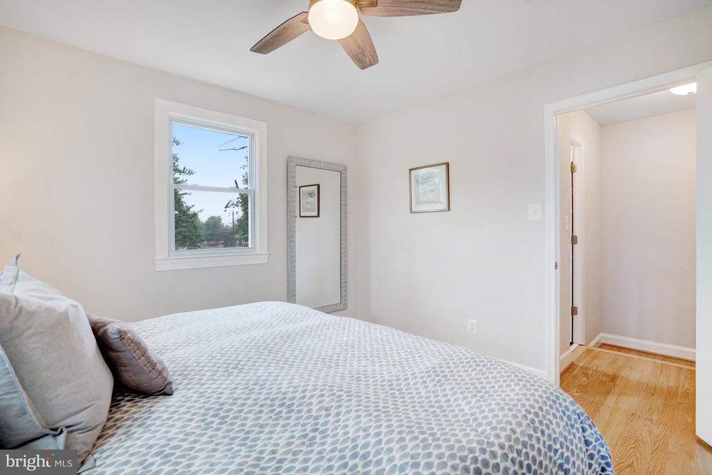 2517 Oberlin Dr
