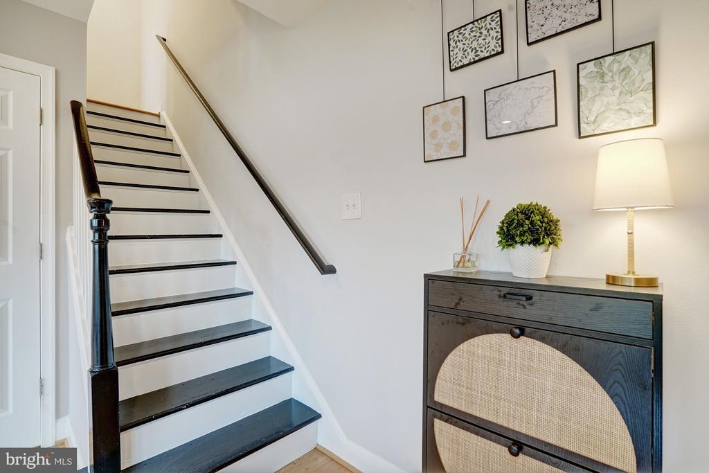 2517 Oberlin Dr