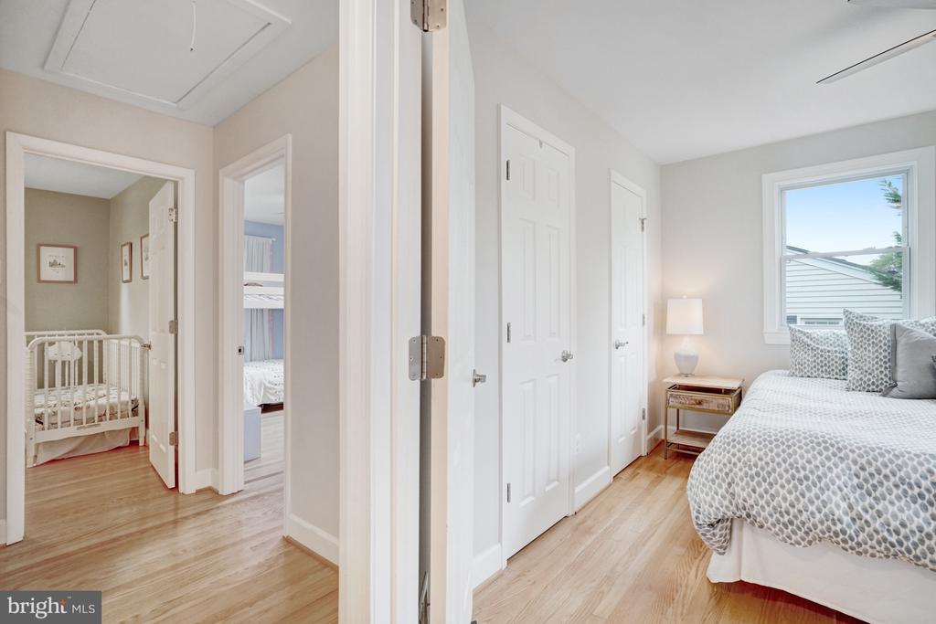 2517 Oberlin Dr