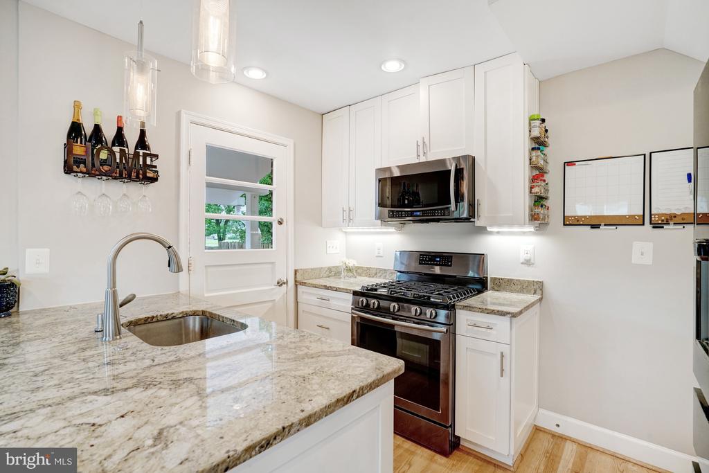 2517 Oberlin Dr