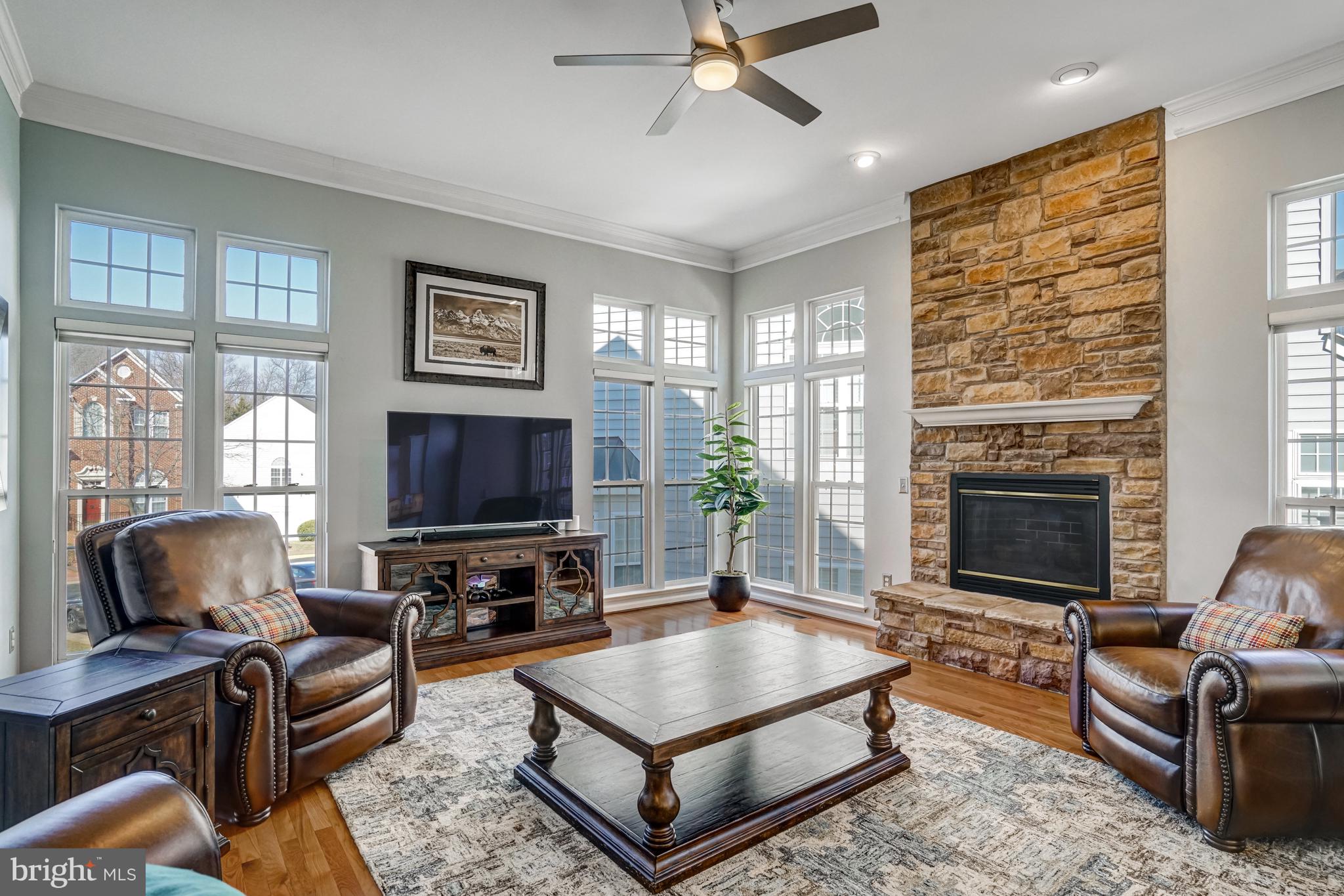 9131 Lake Parcel Dr
