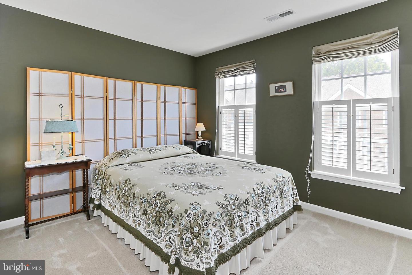 5591 Governors Pond Cir