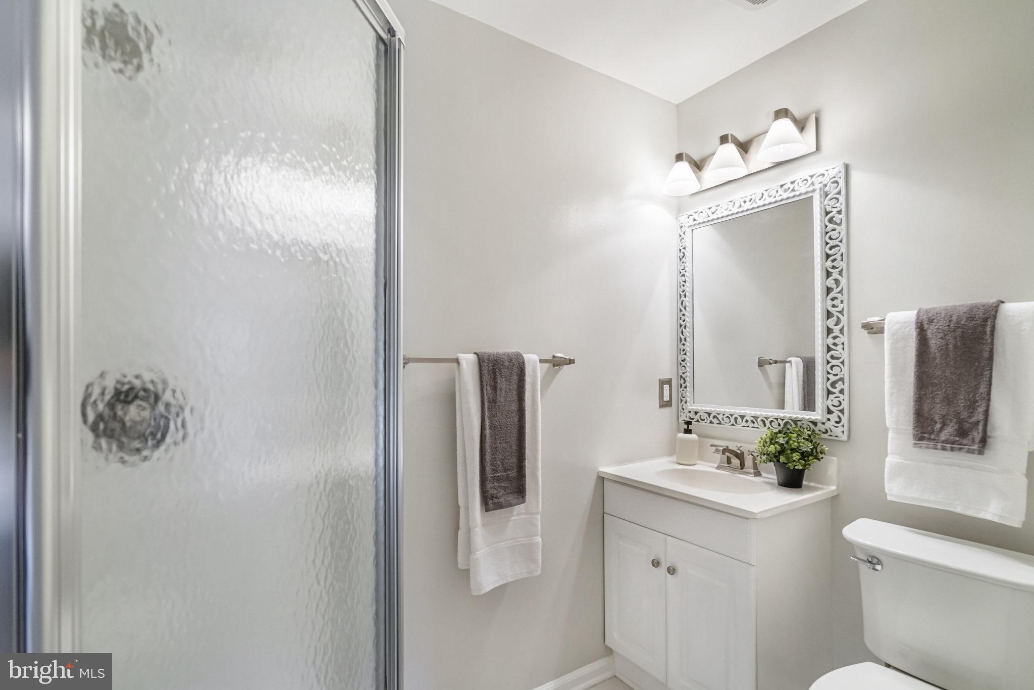 5631 RIDGE VIEW DRIVE