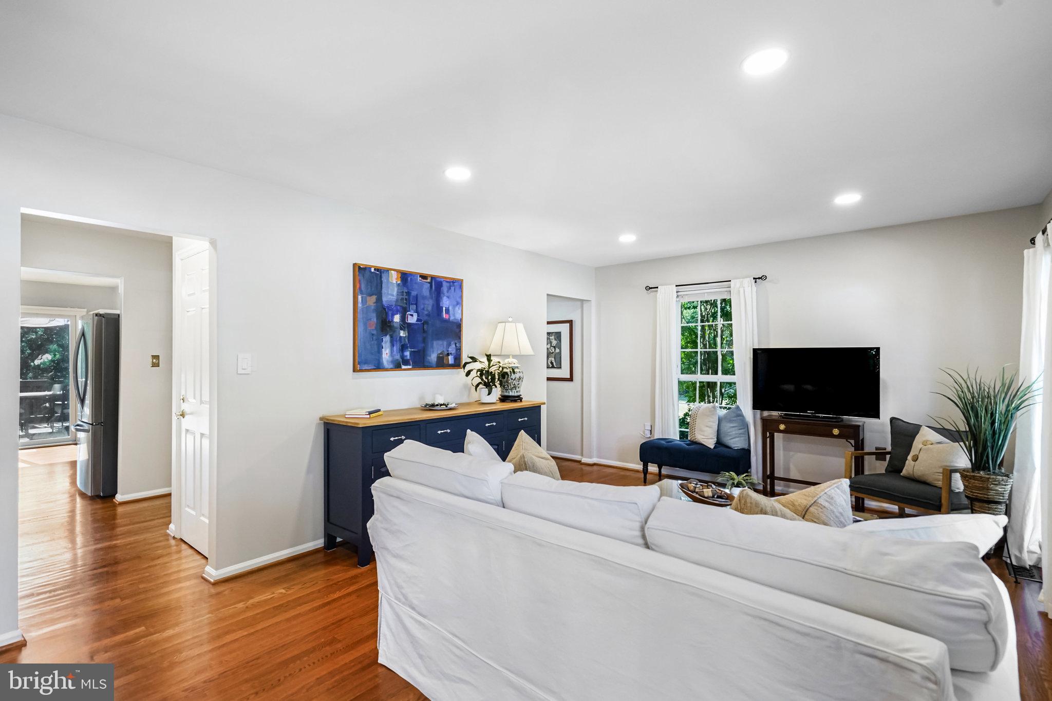 5631 RIDGE VIEW DRIVE