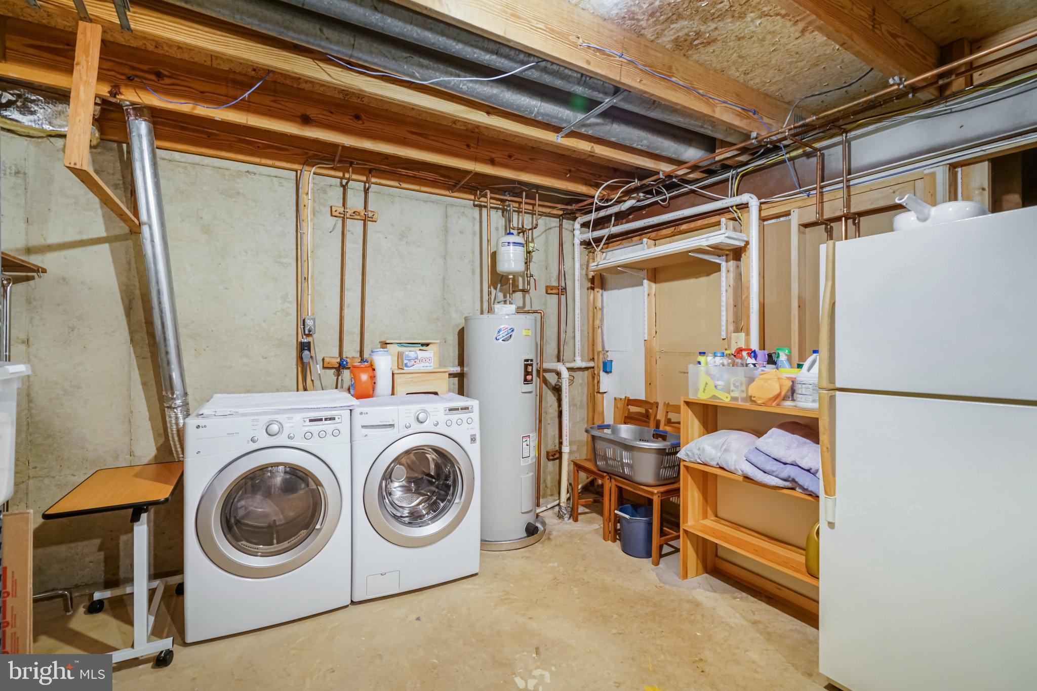 5631 RIDGE VIEW DRIVE