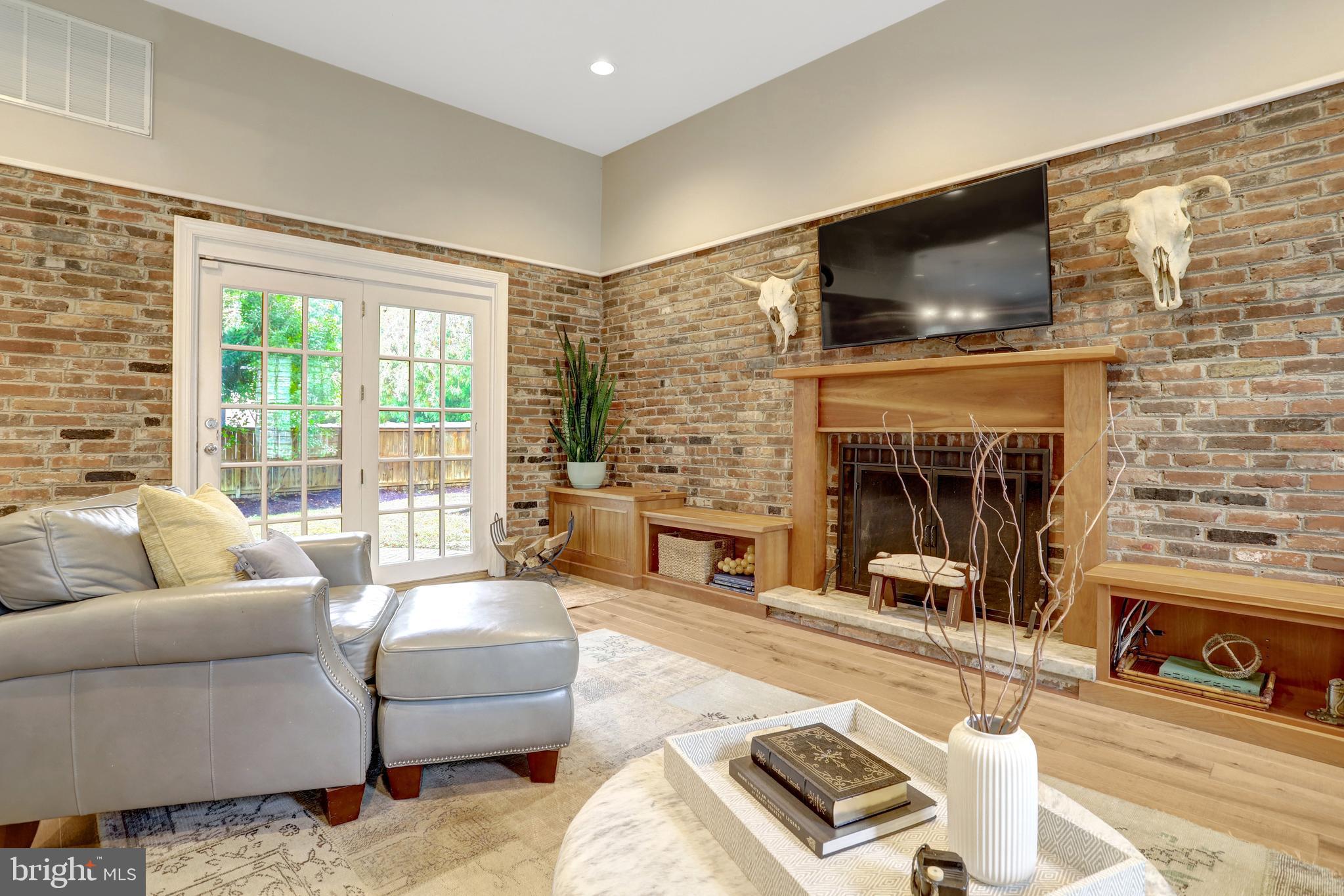 4106 FERRY LANDING ROAD