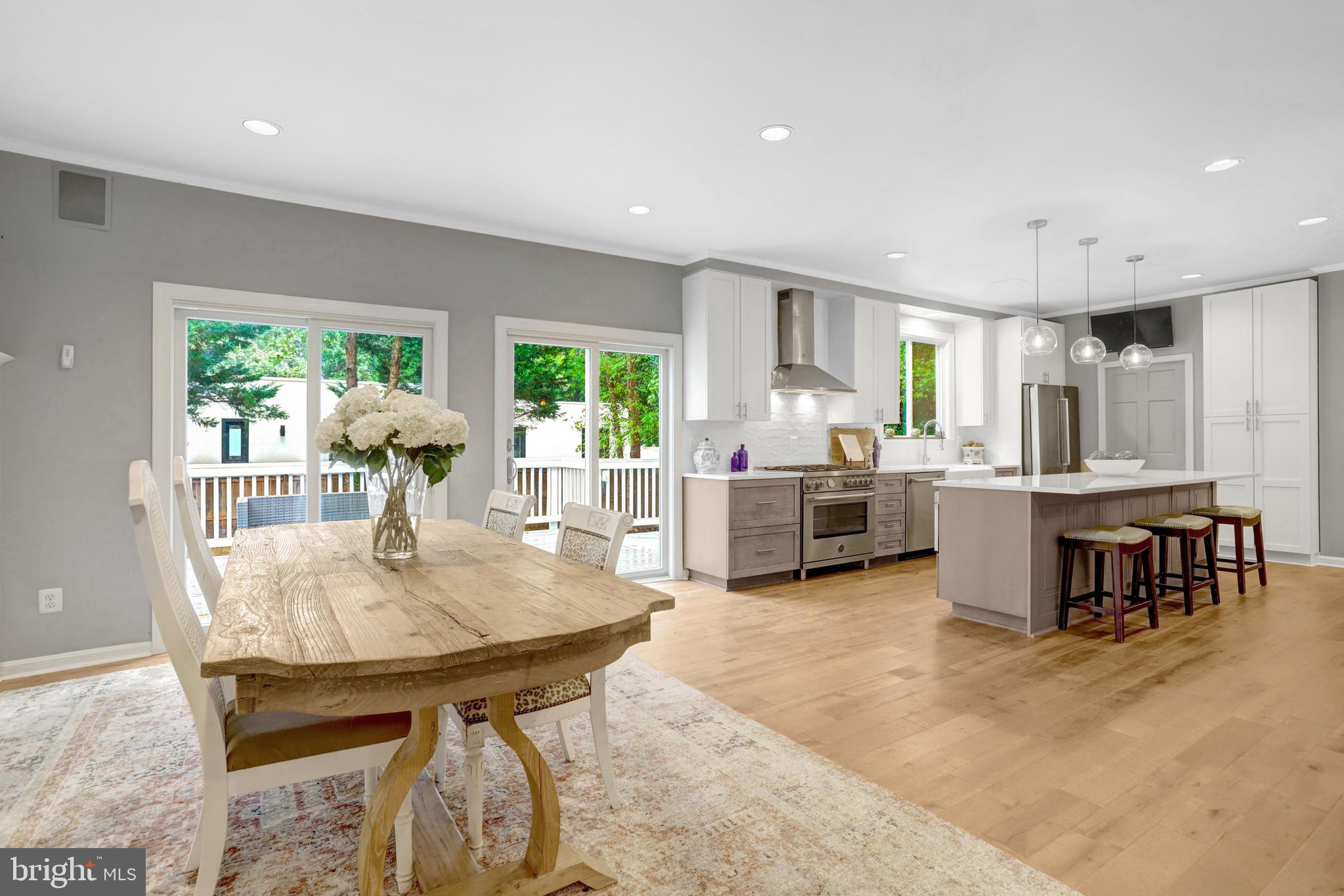 4106 FERRY LANDING ROAD