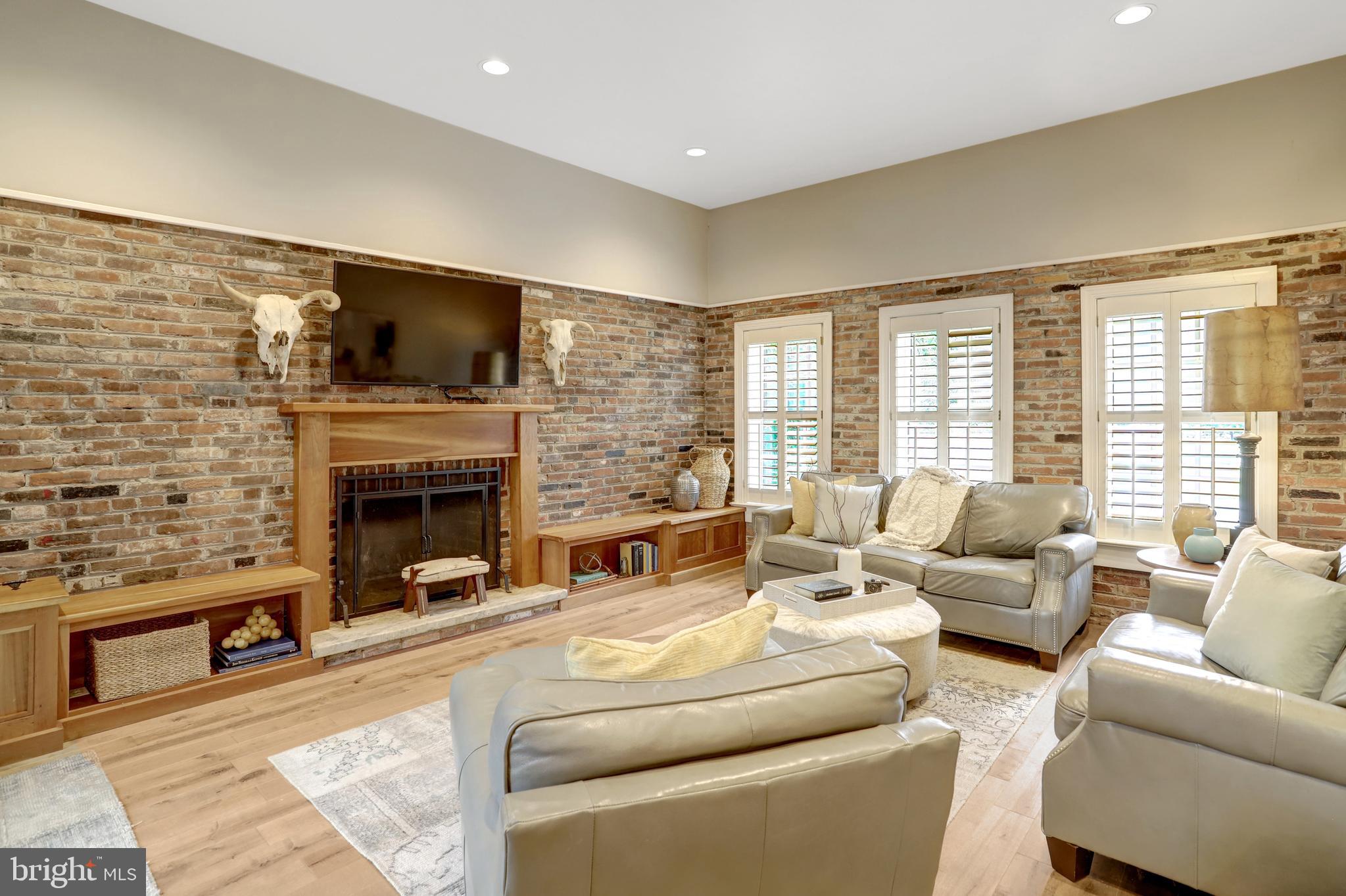 4106 FERRY LANDING ROAD