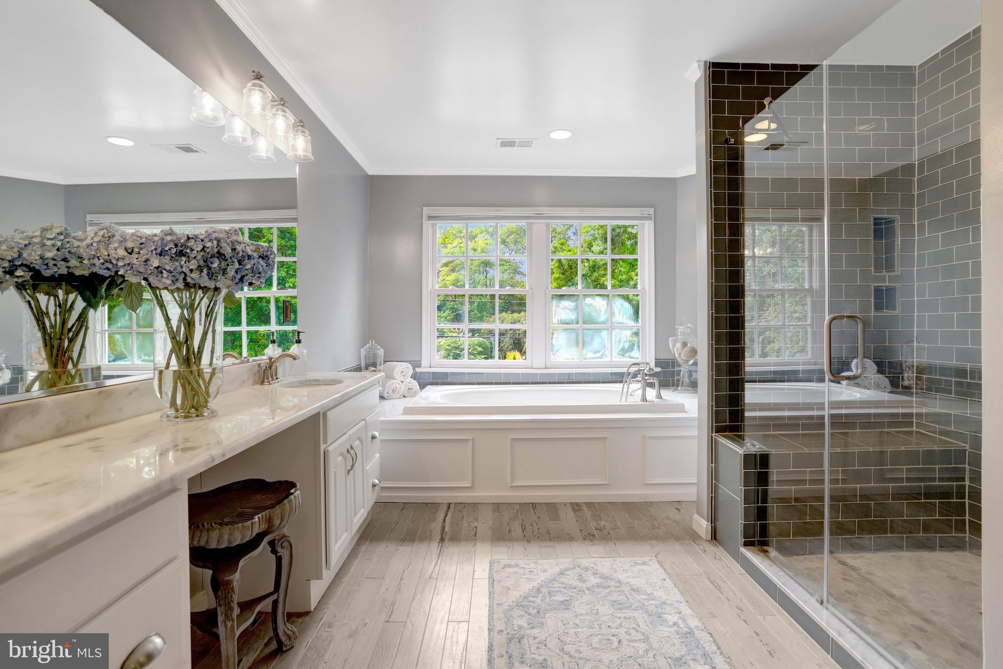 4106 FERRY LANDING ROAD