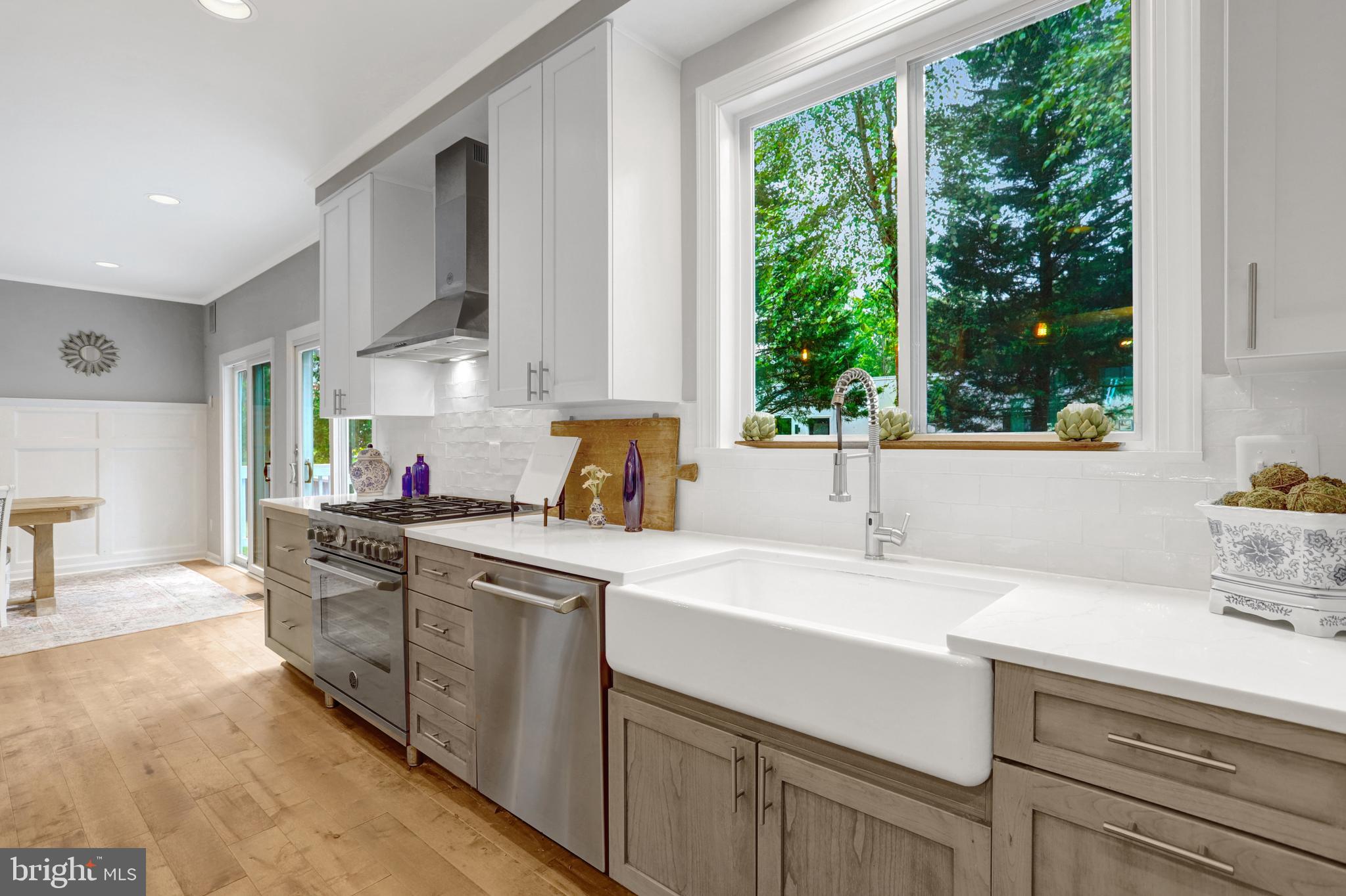 4106 FERRY LANDING ROAD