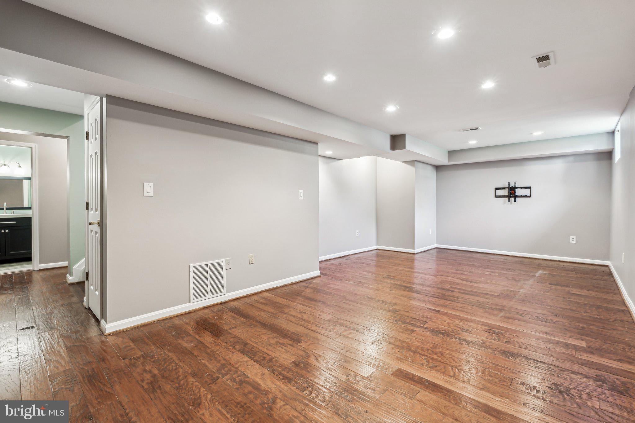 21224 Sweet Grass Way