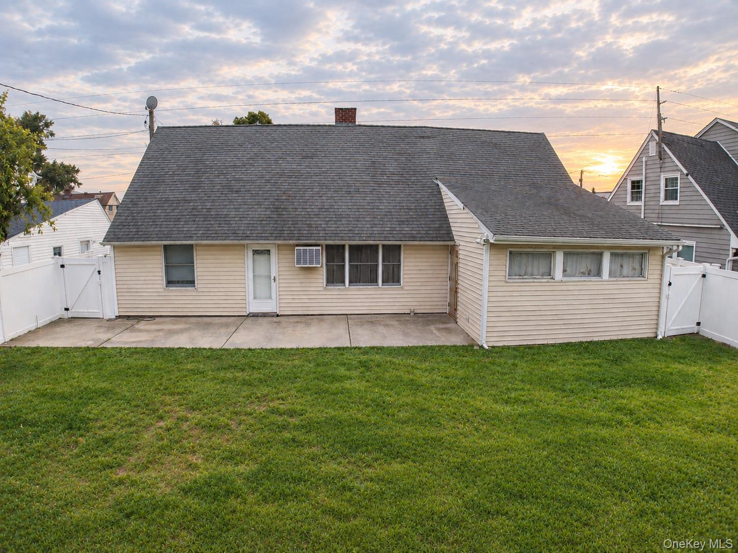 158 Bloomingdale Road