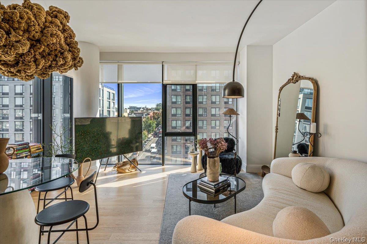 554 4th Avenue Unit: 7B