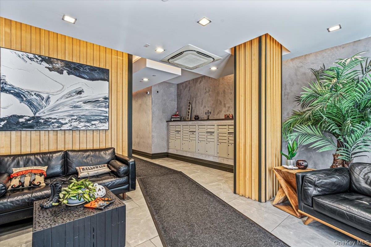 554 4th Avenue Unit: 7B