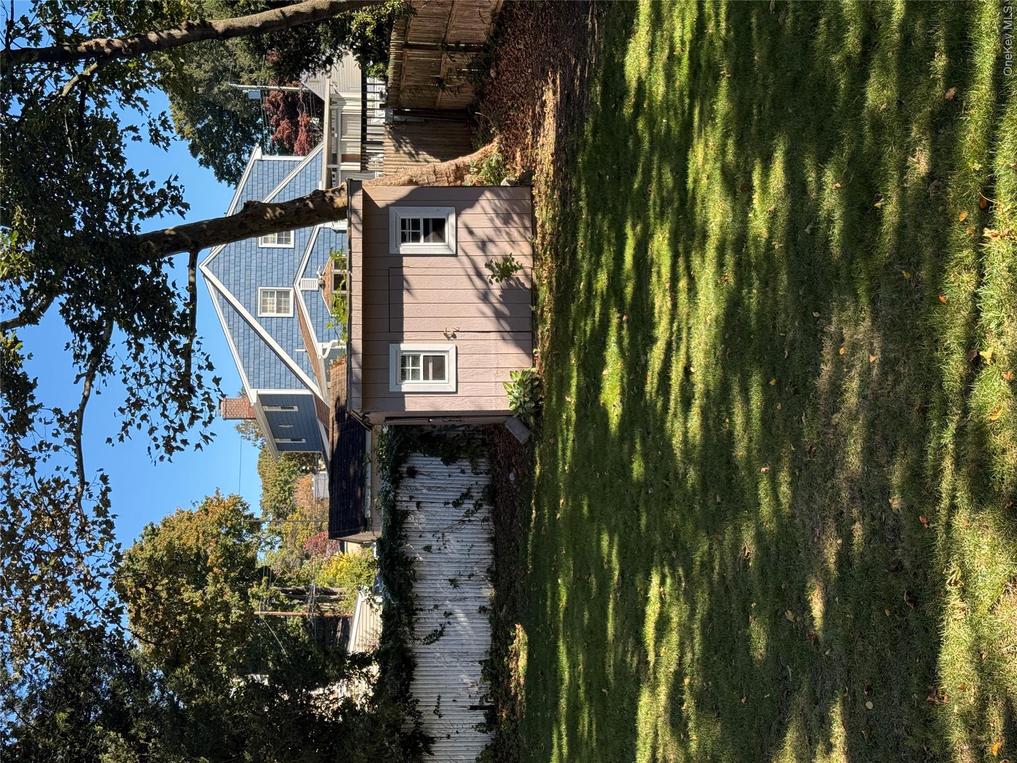 412 2nd Street