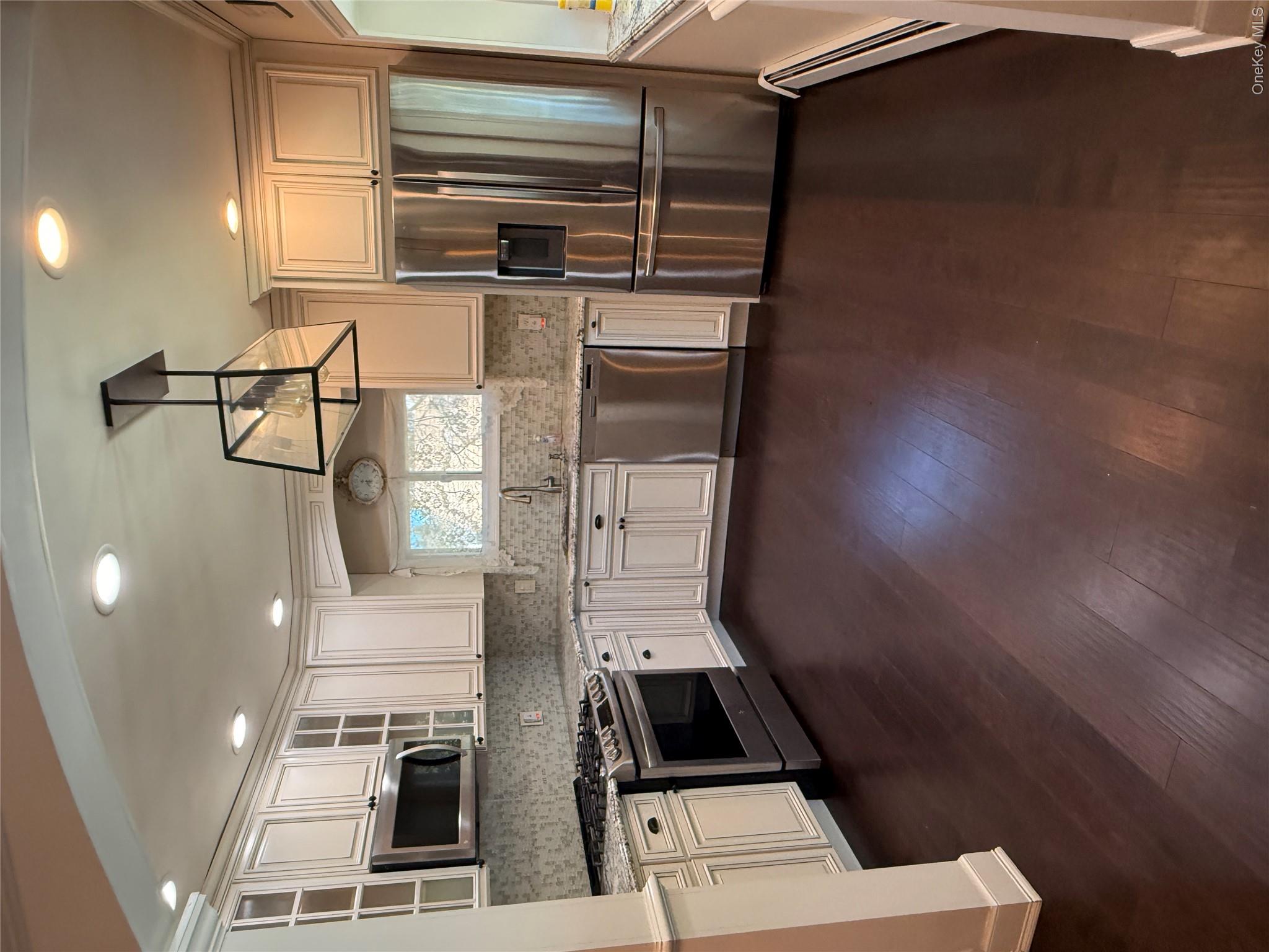 412 2nd Street
