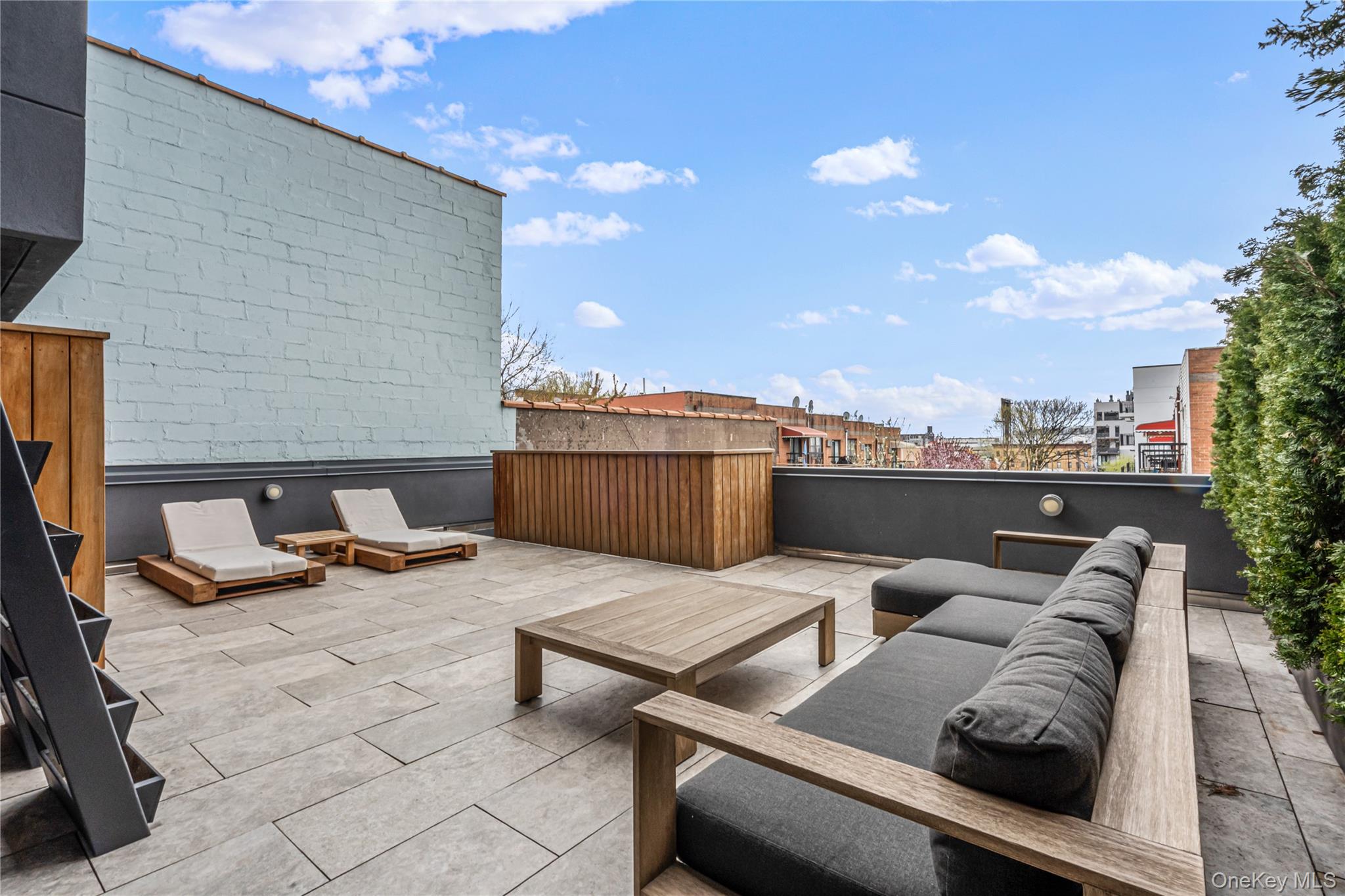 554 4th Avenue Unit: 3D