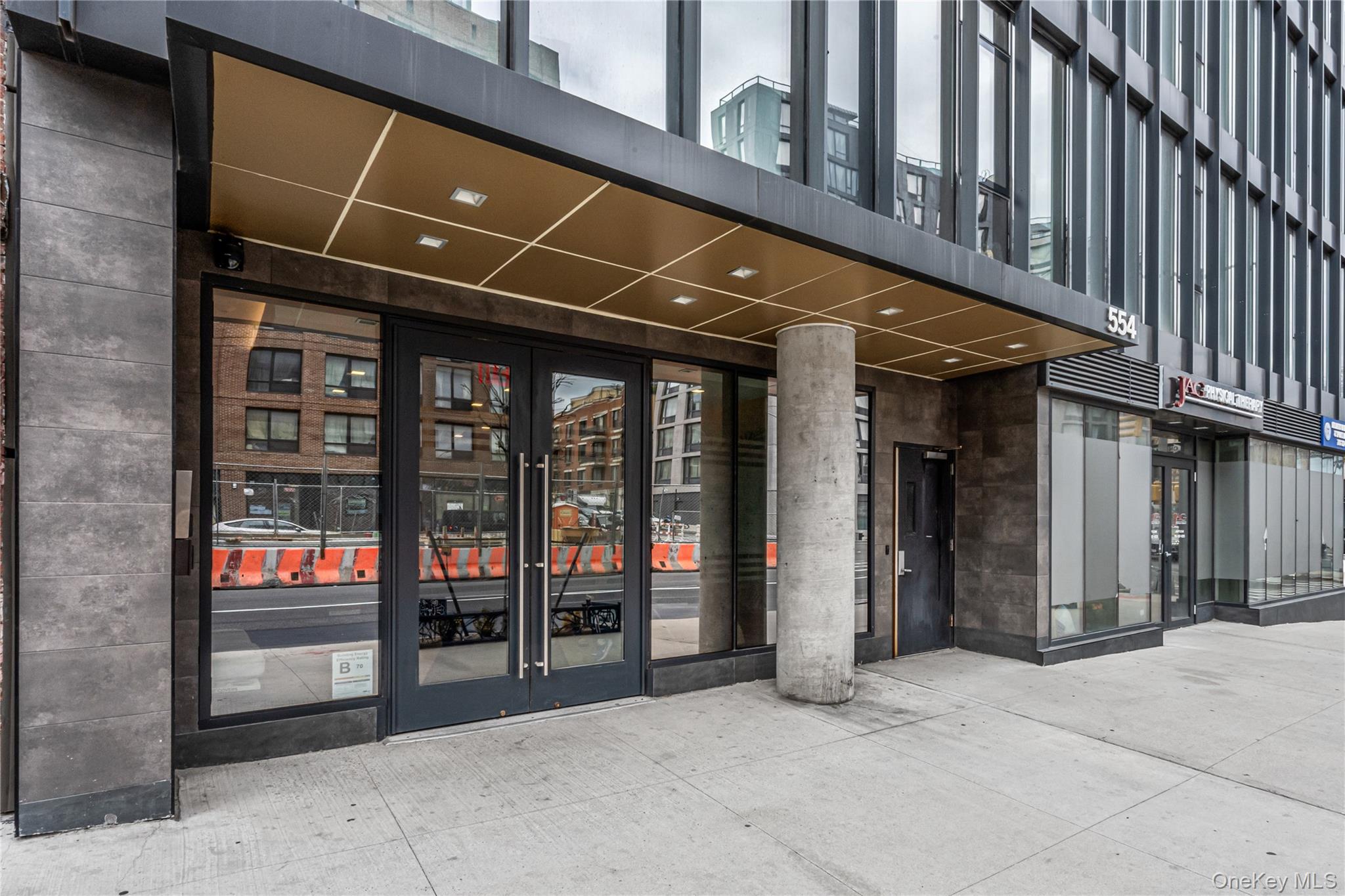 554 4th Avenue Unit: 3D