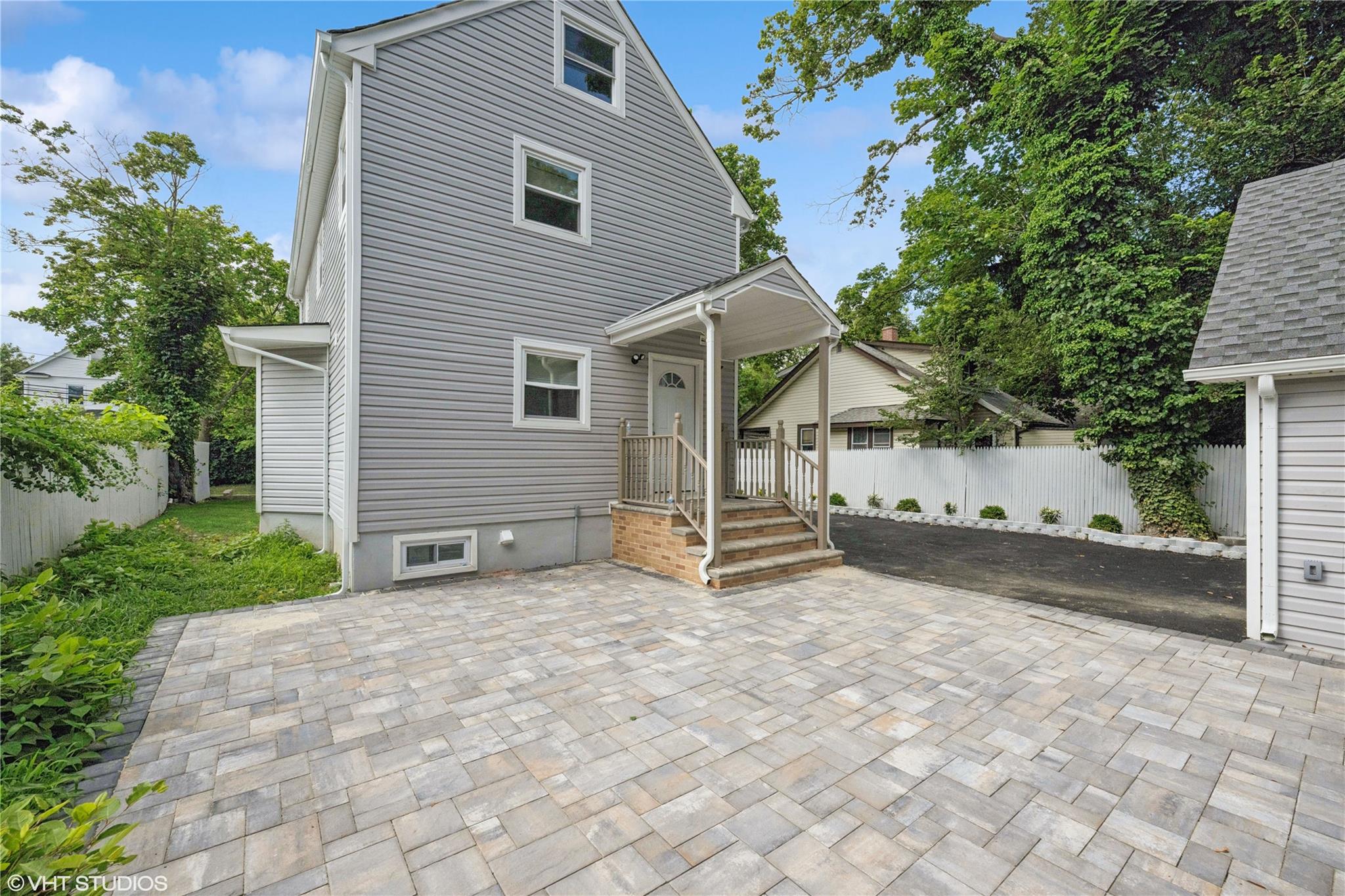 92 Columbia Street
