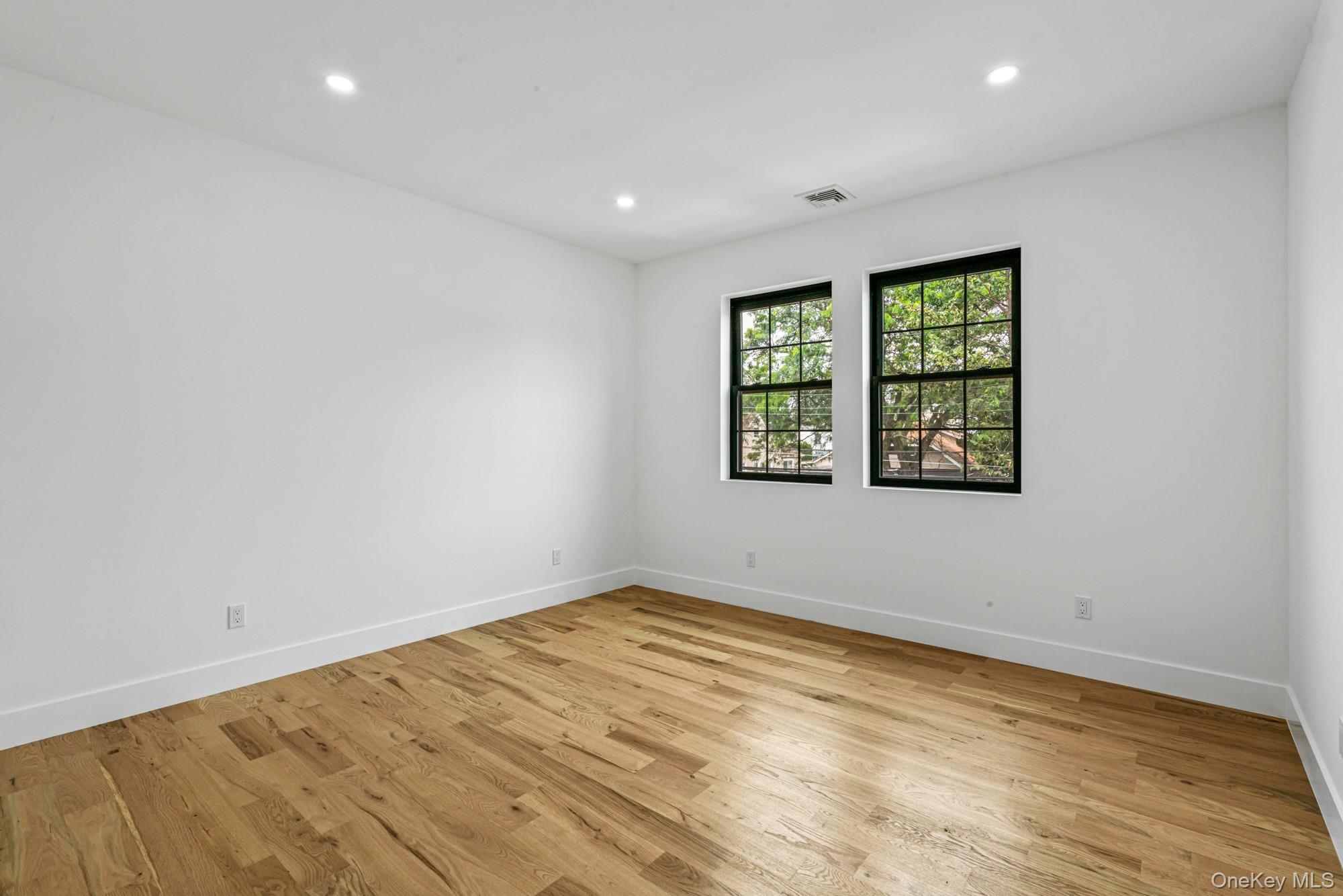 284 Madison Avenue