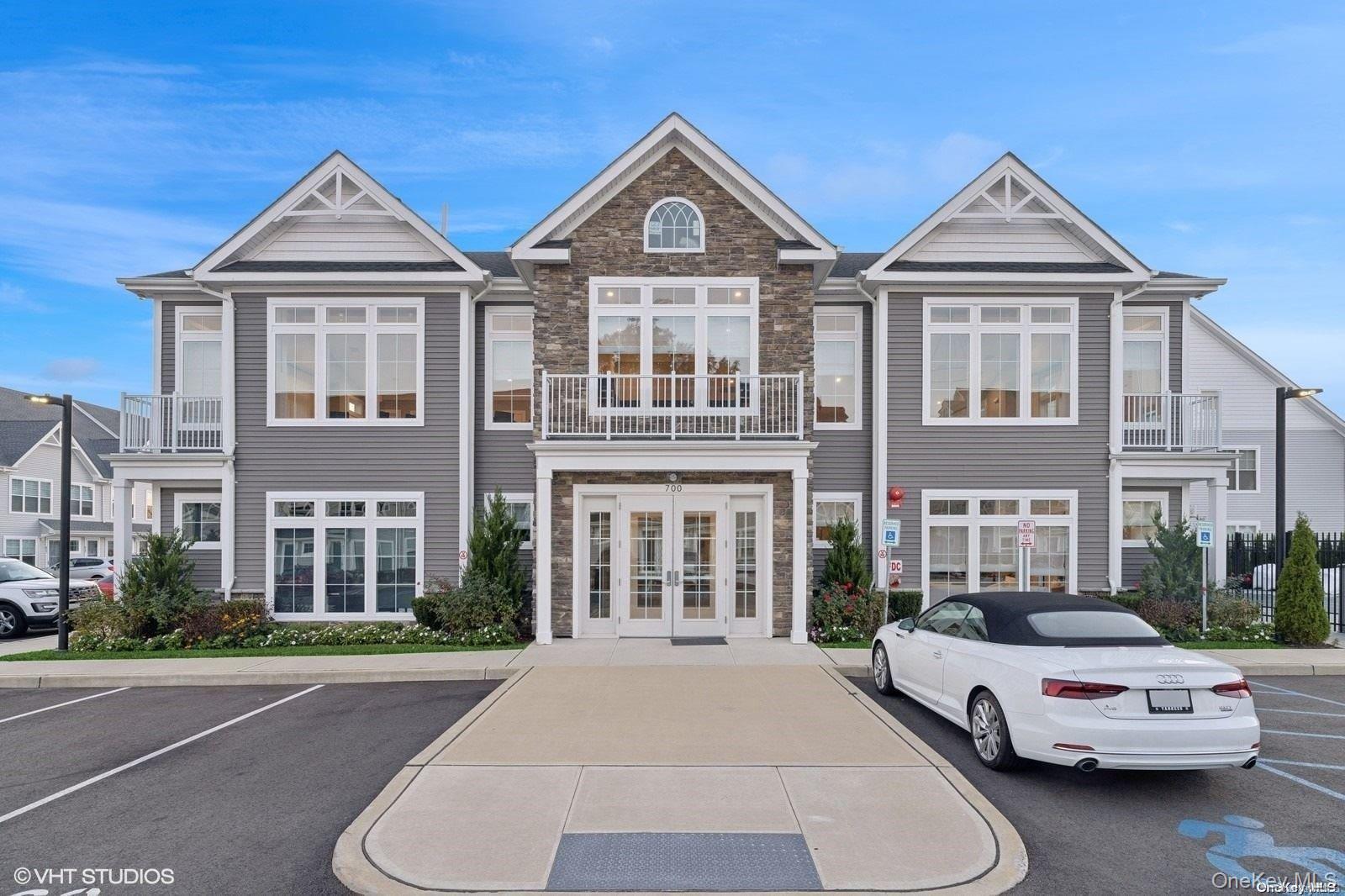 429 Emanuel Way Unit: 429
