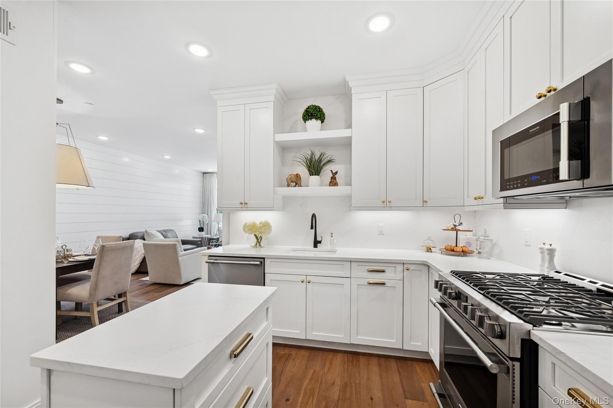 429 Emanuel Way Unit: 429