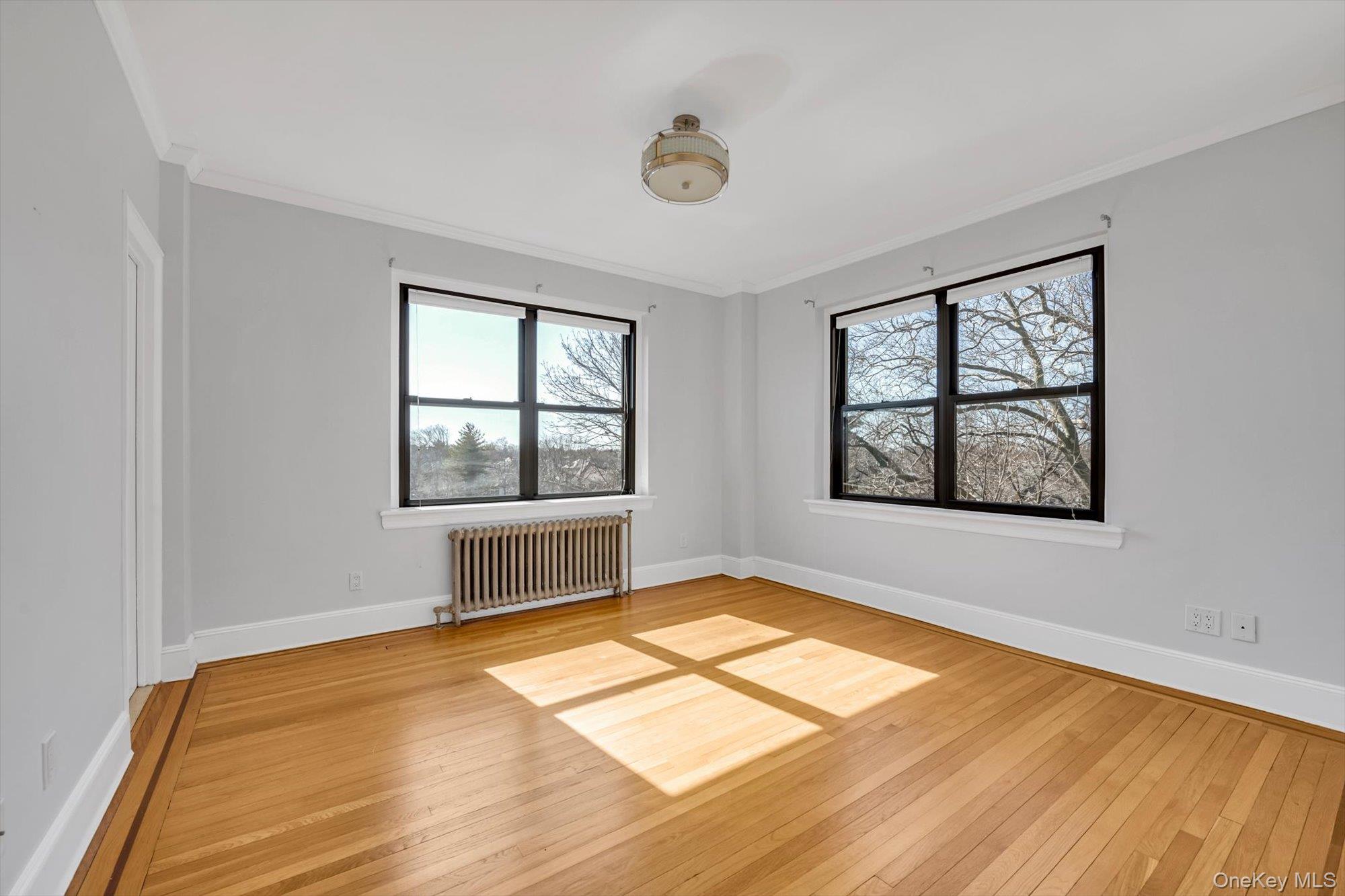 141 Woodmere Boulevard Unit: 5H