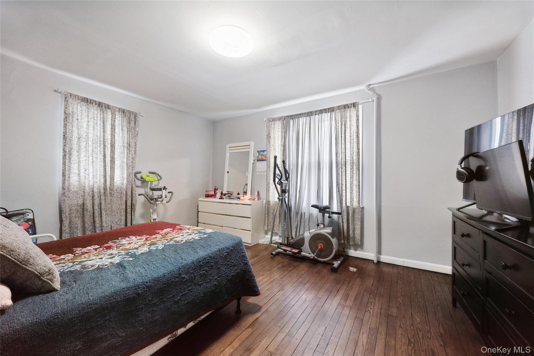 5 Wedgewood Drive