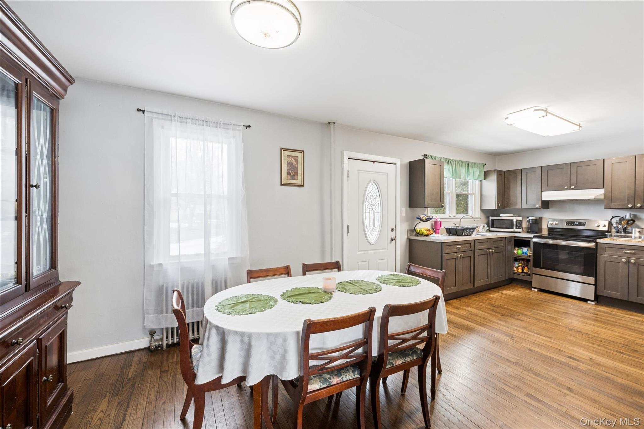 5 Wedgewood Drive