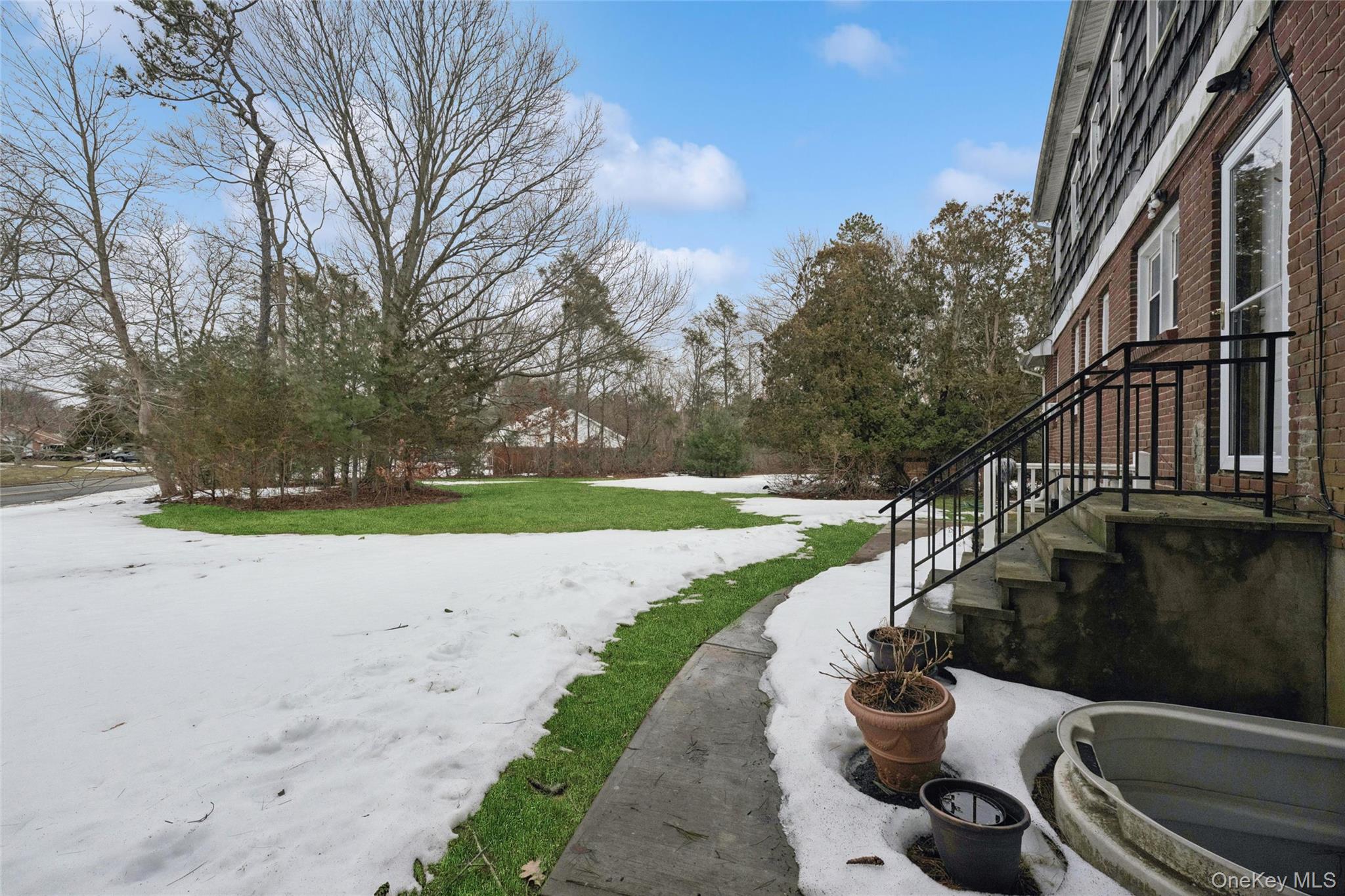 5 Wedgewood Drive