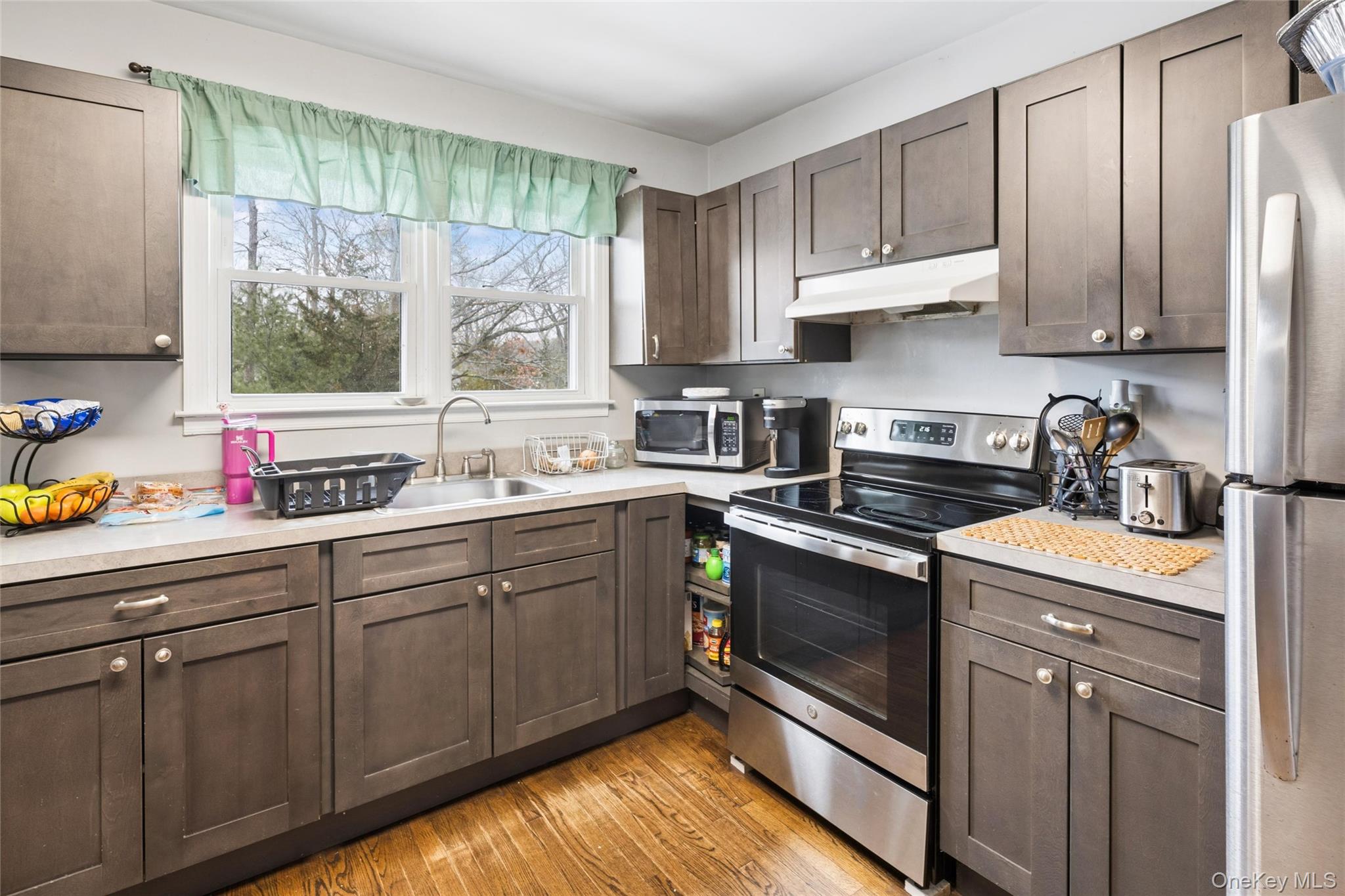 5 Wedgewood Drive