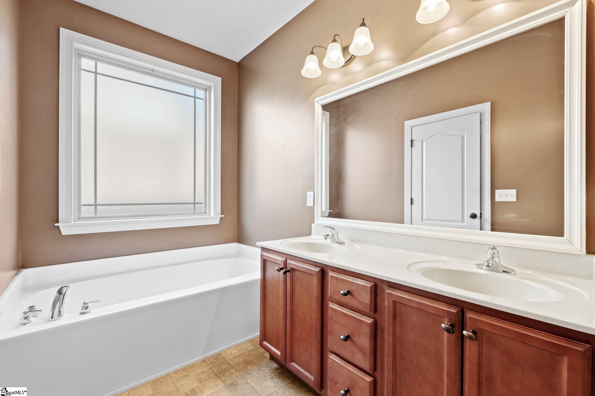 47 Dolerite Drive