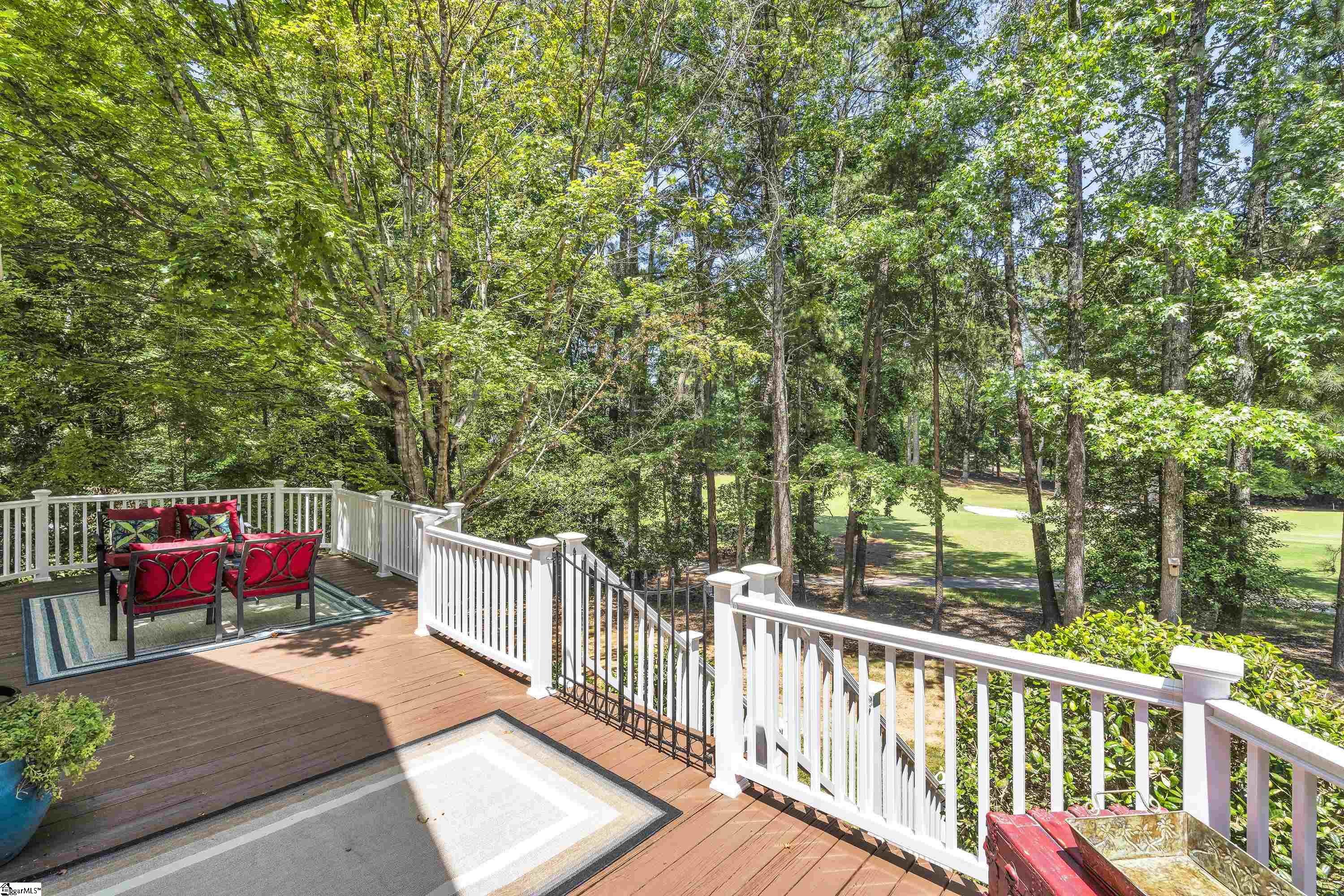 200 English Oak Court