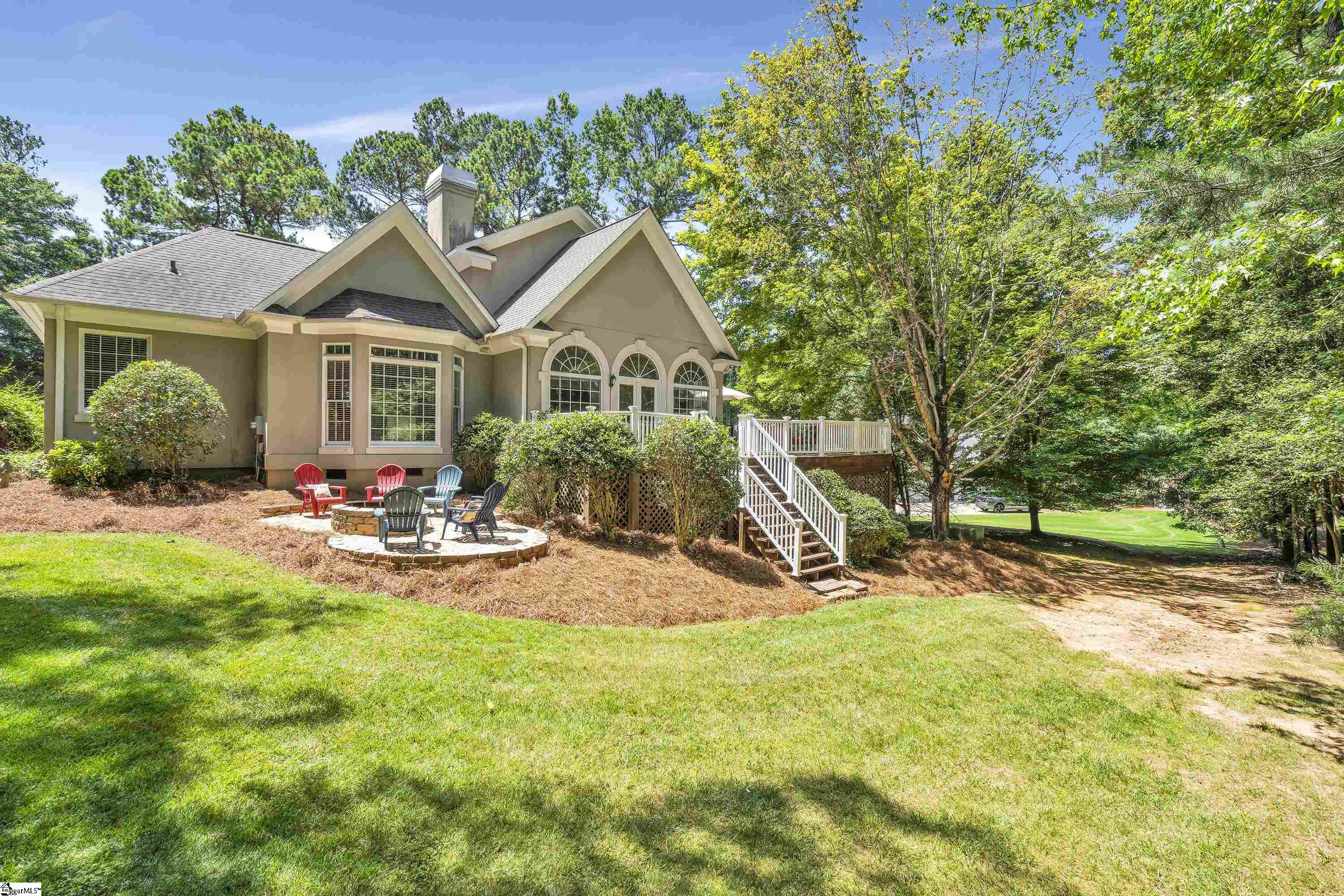 200 English Oak Court