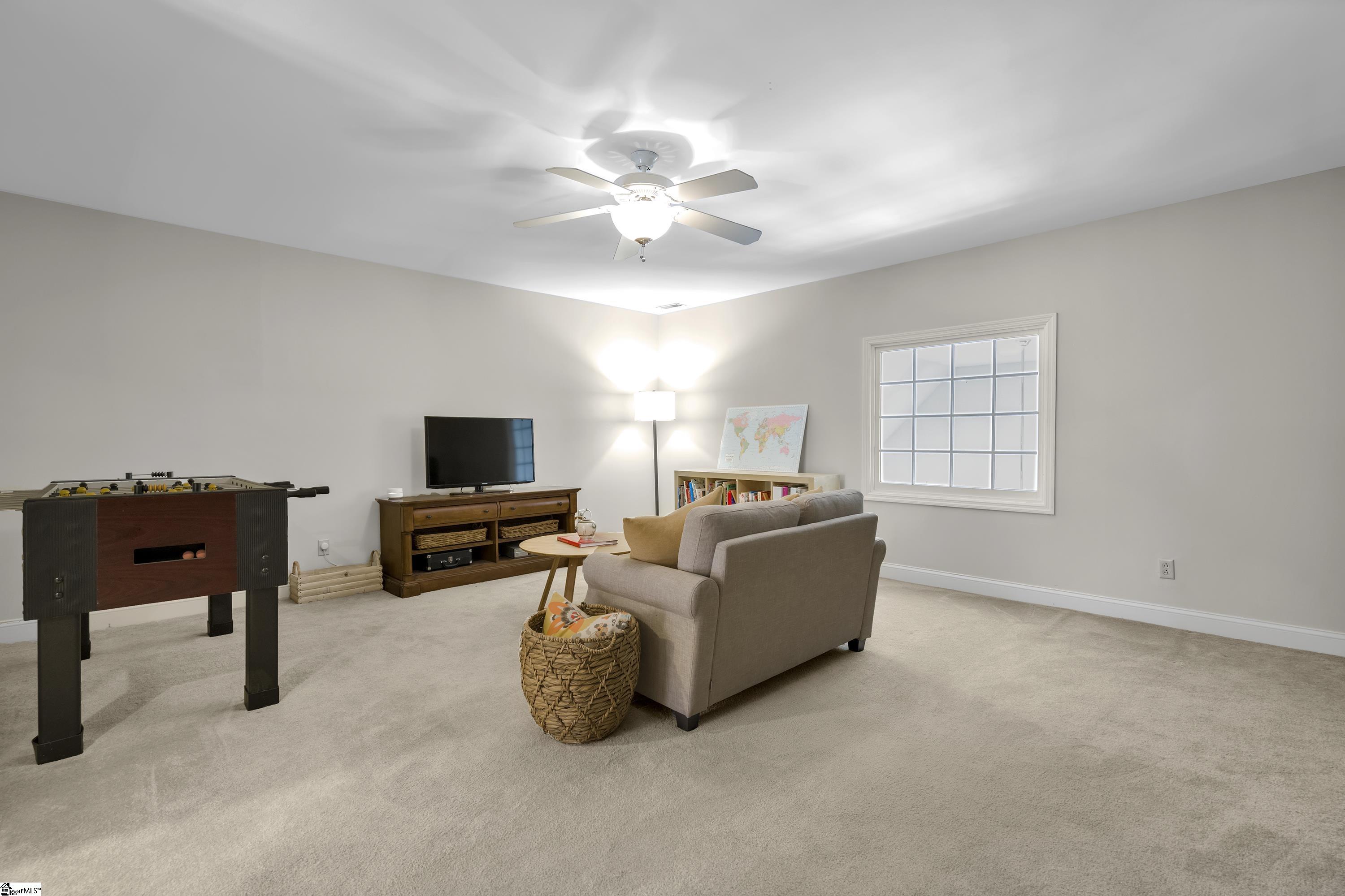 200 English Oak Court