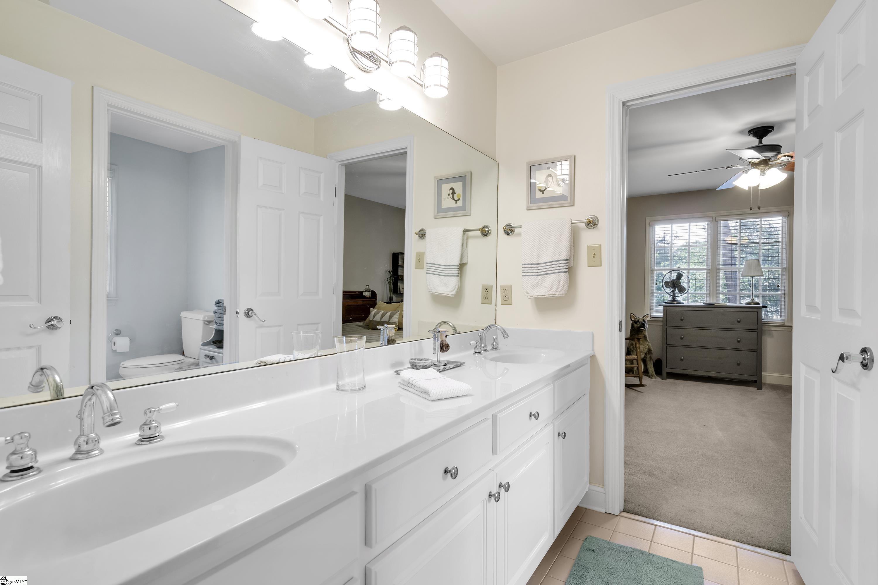 200 English Oak Court